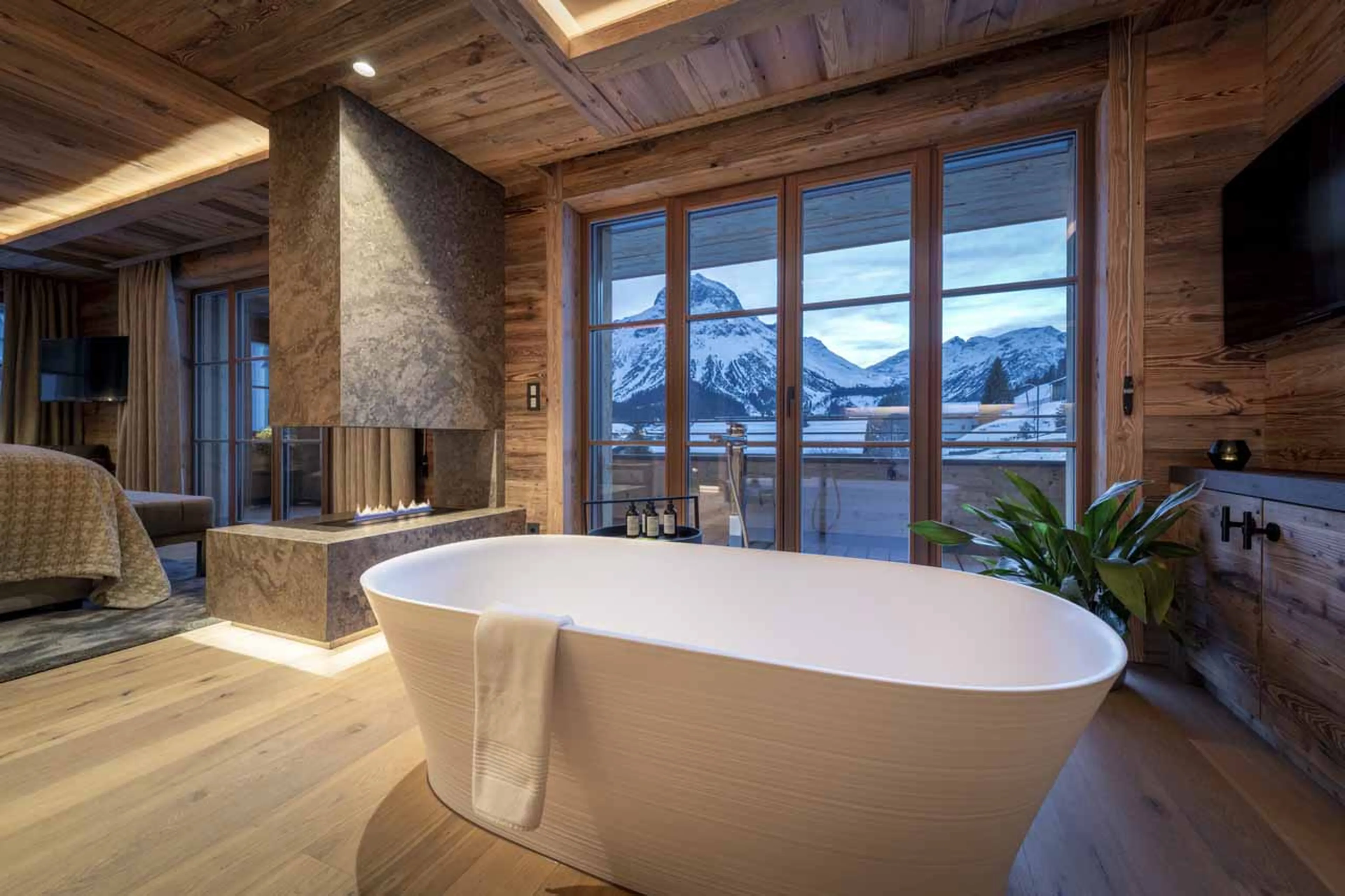 Ethanol fireplace in master bedroom of Chalech M in Lech