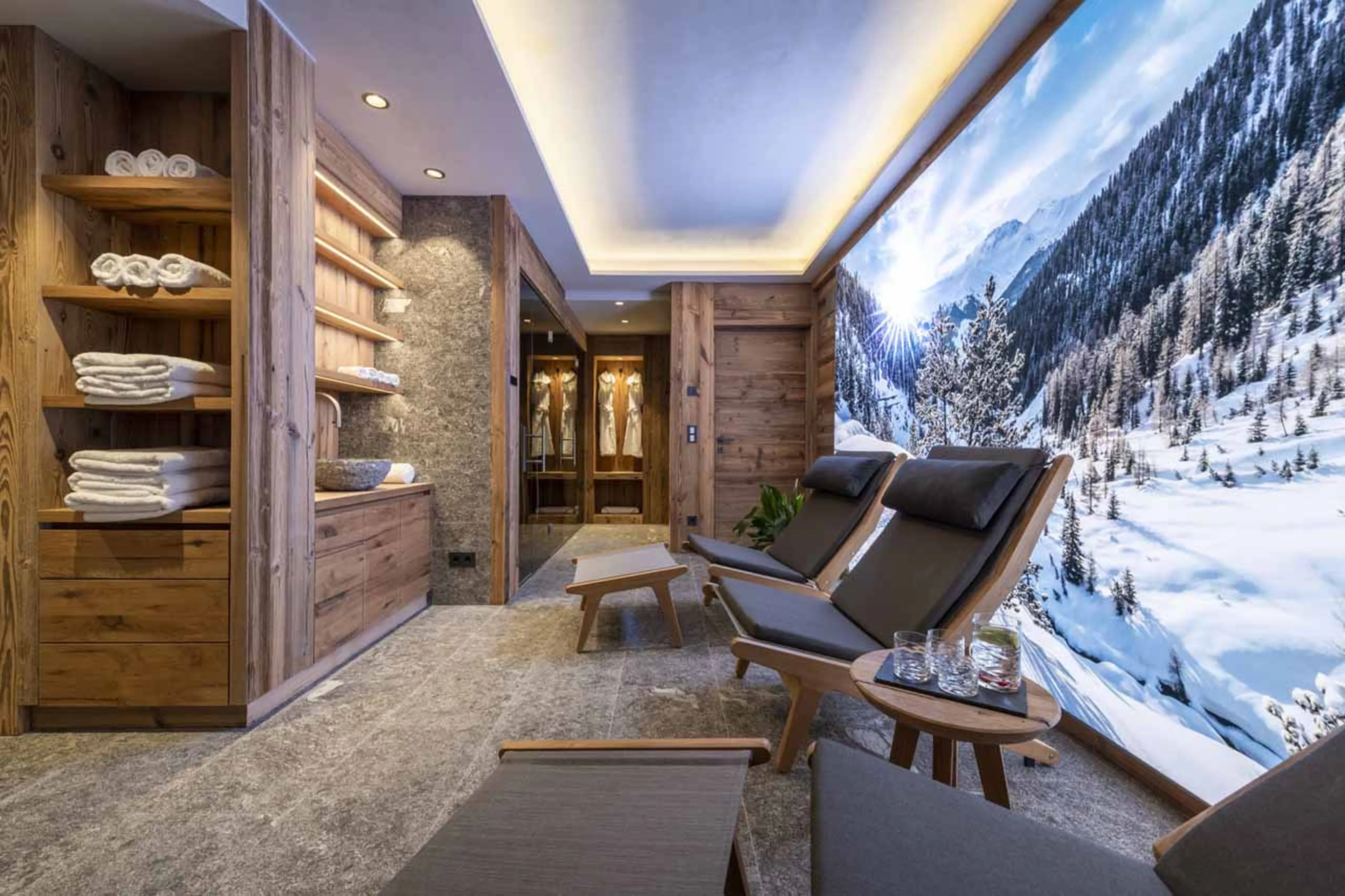 Relaxation area in private spa at Chalech M in Lech
