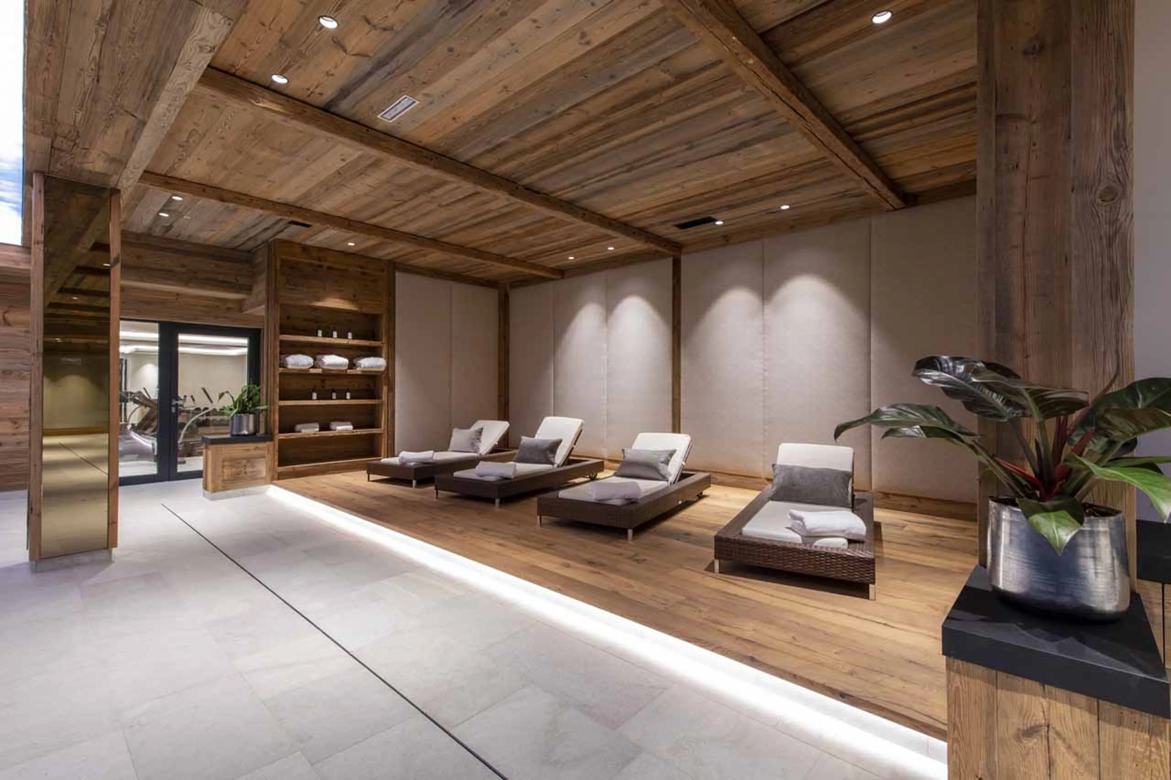 Shared spa relaxation area at Chalech S in Lech