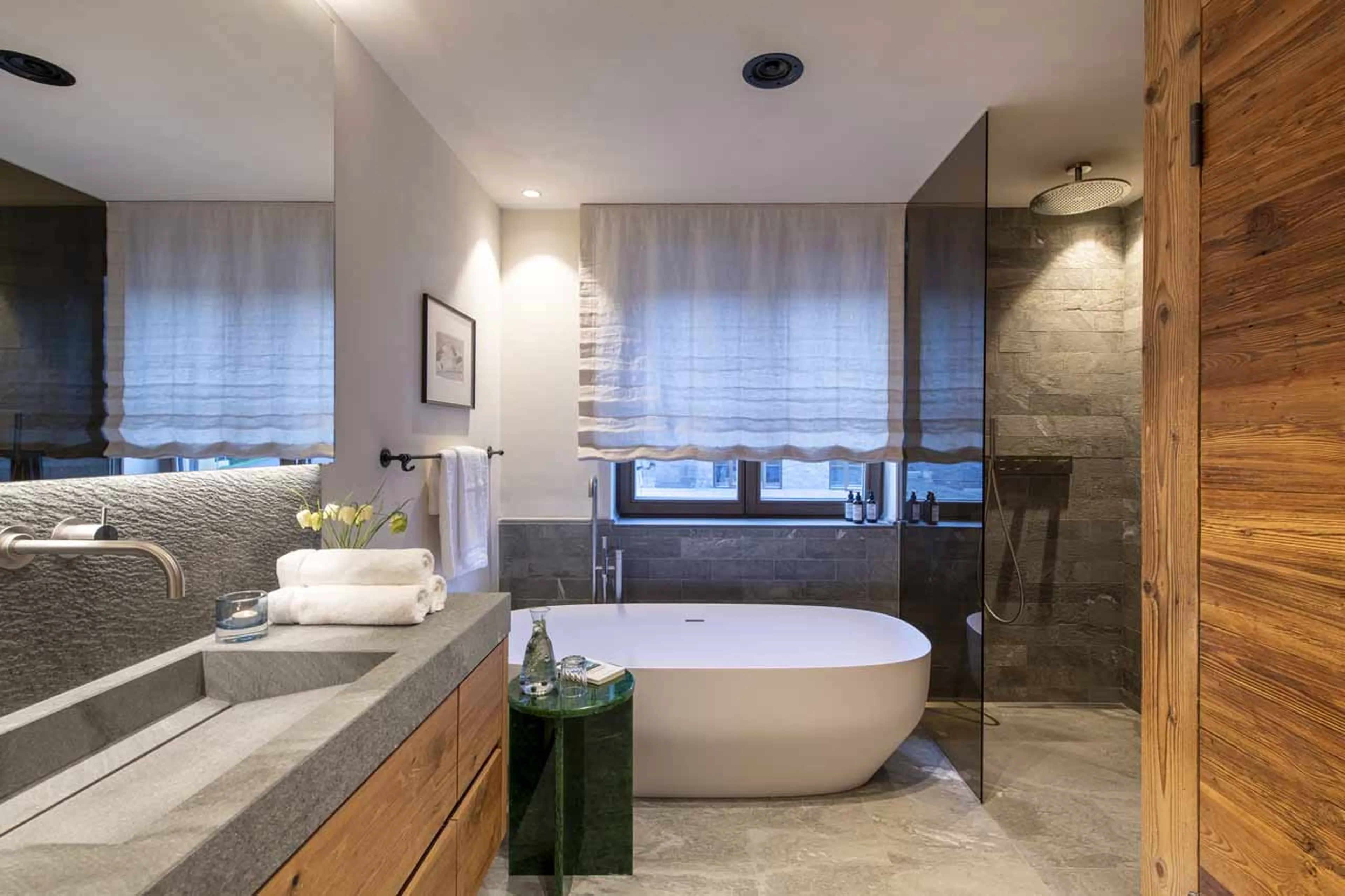 En-suite bathroom at Chalech S in Lech