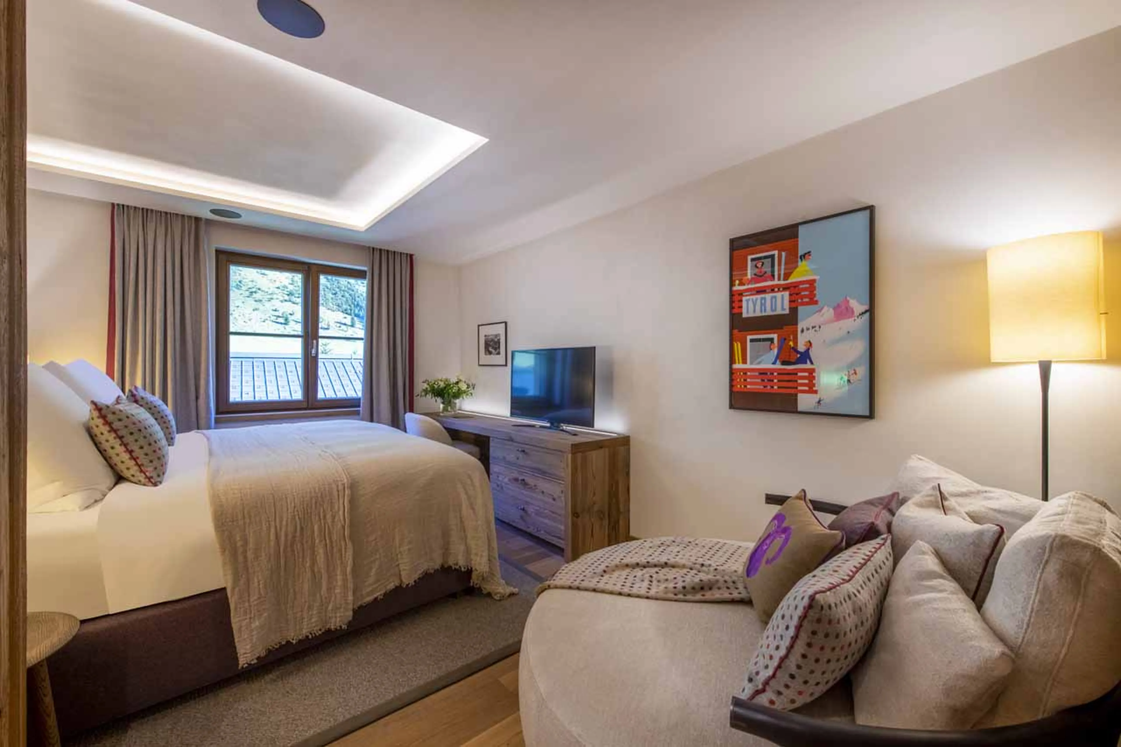 Bedroom seating at Chalech S in Lech