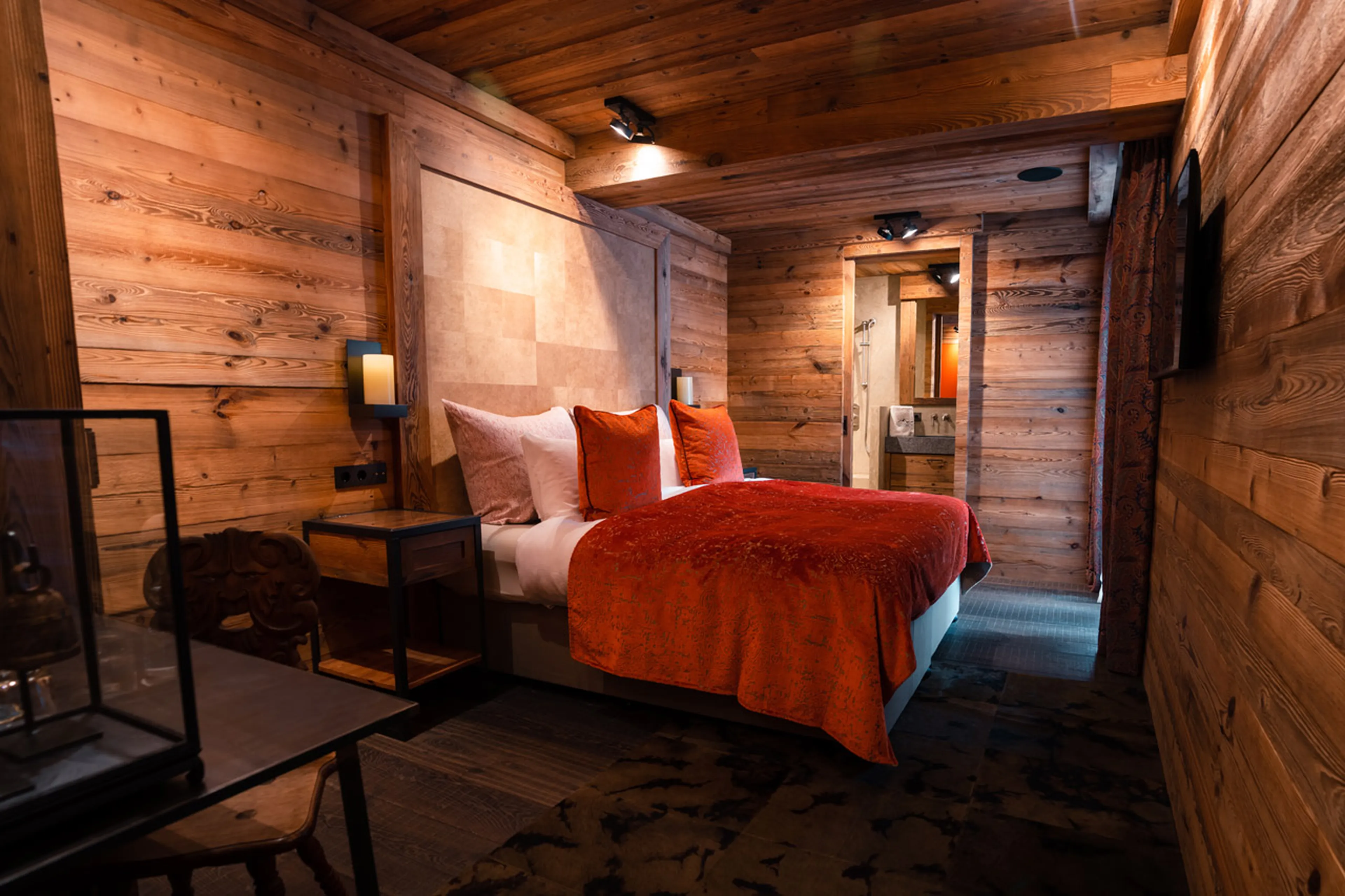 Bedroom five at Chalet 1551 in Lech