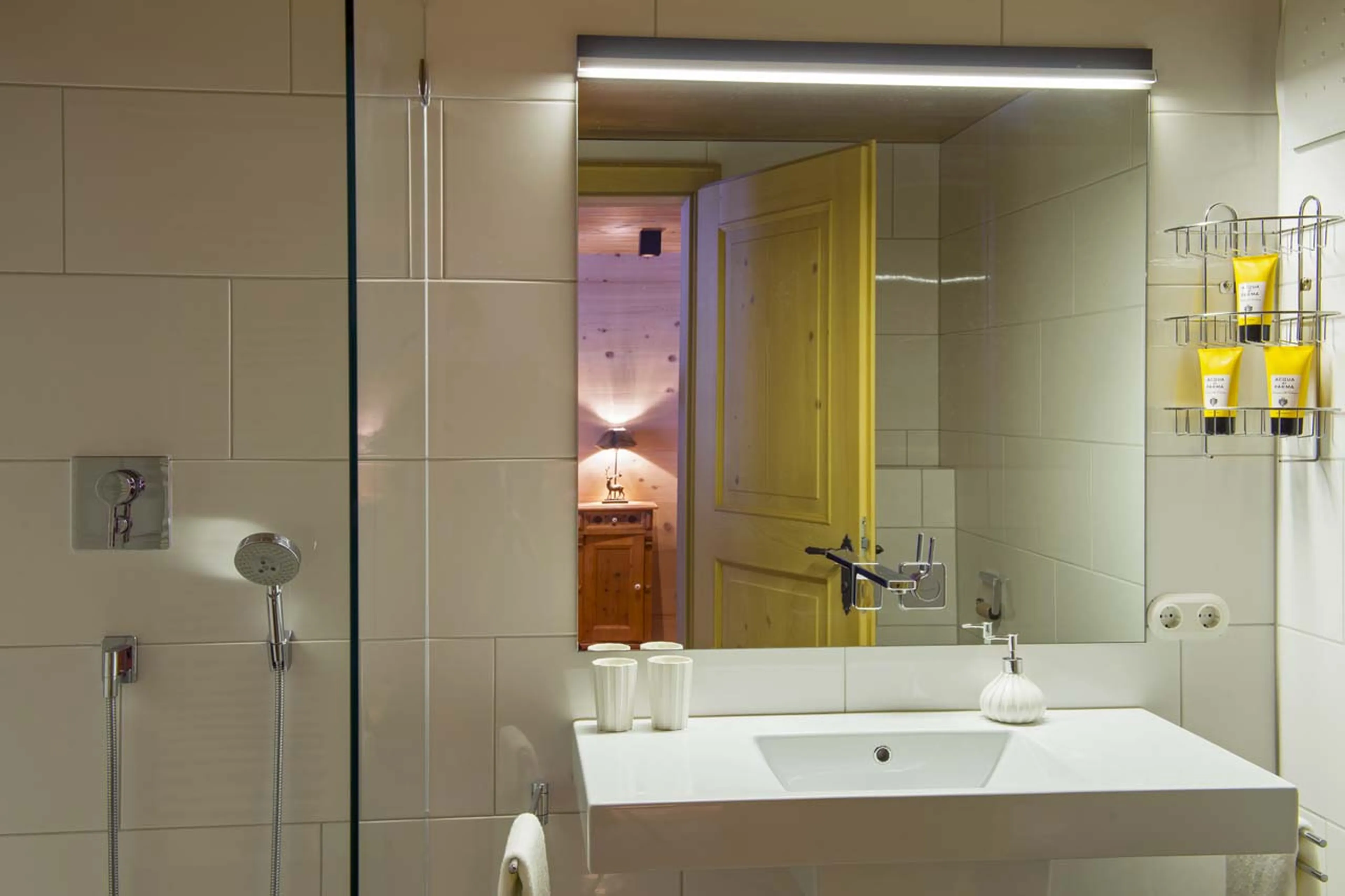 En suite shower room in Chalet 1597 in Lech