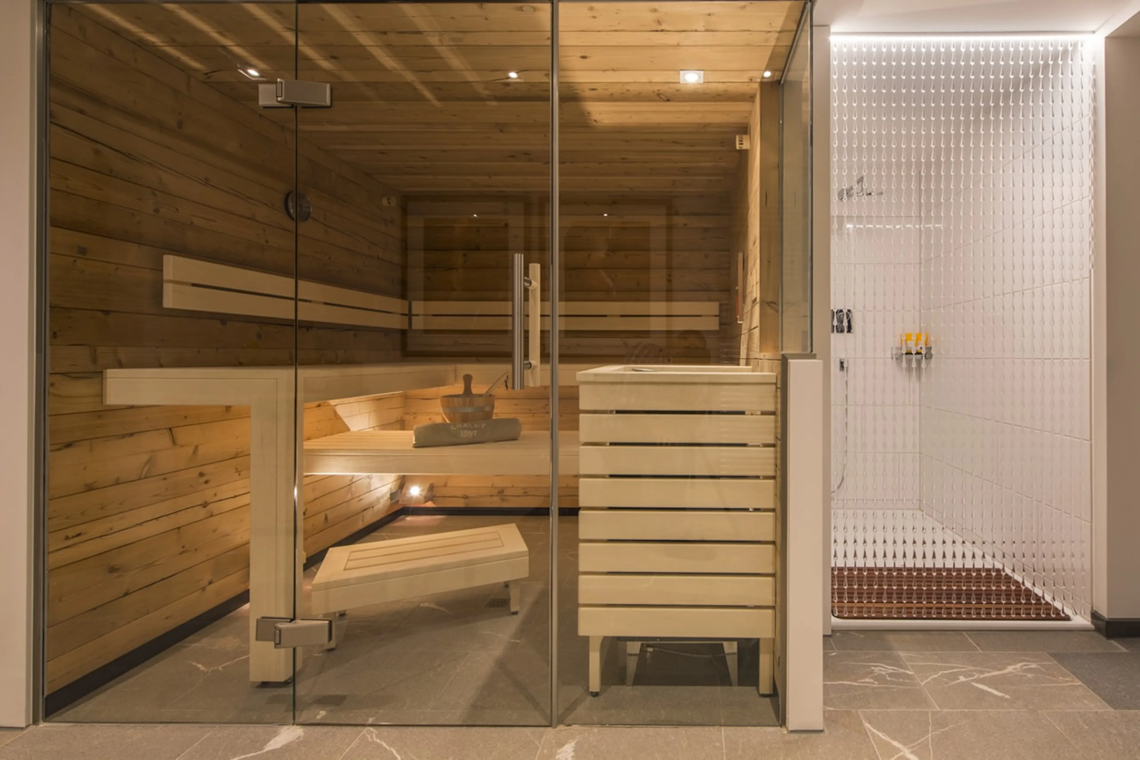Chalet 1597 in Lech has a spa area with a modern bio sauna
