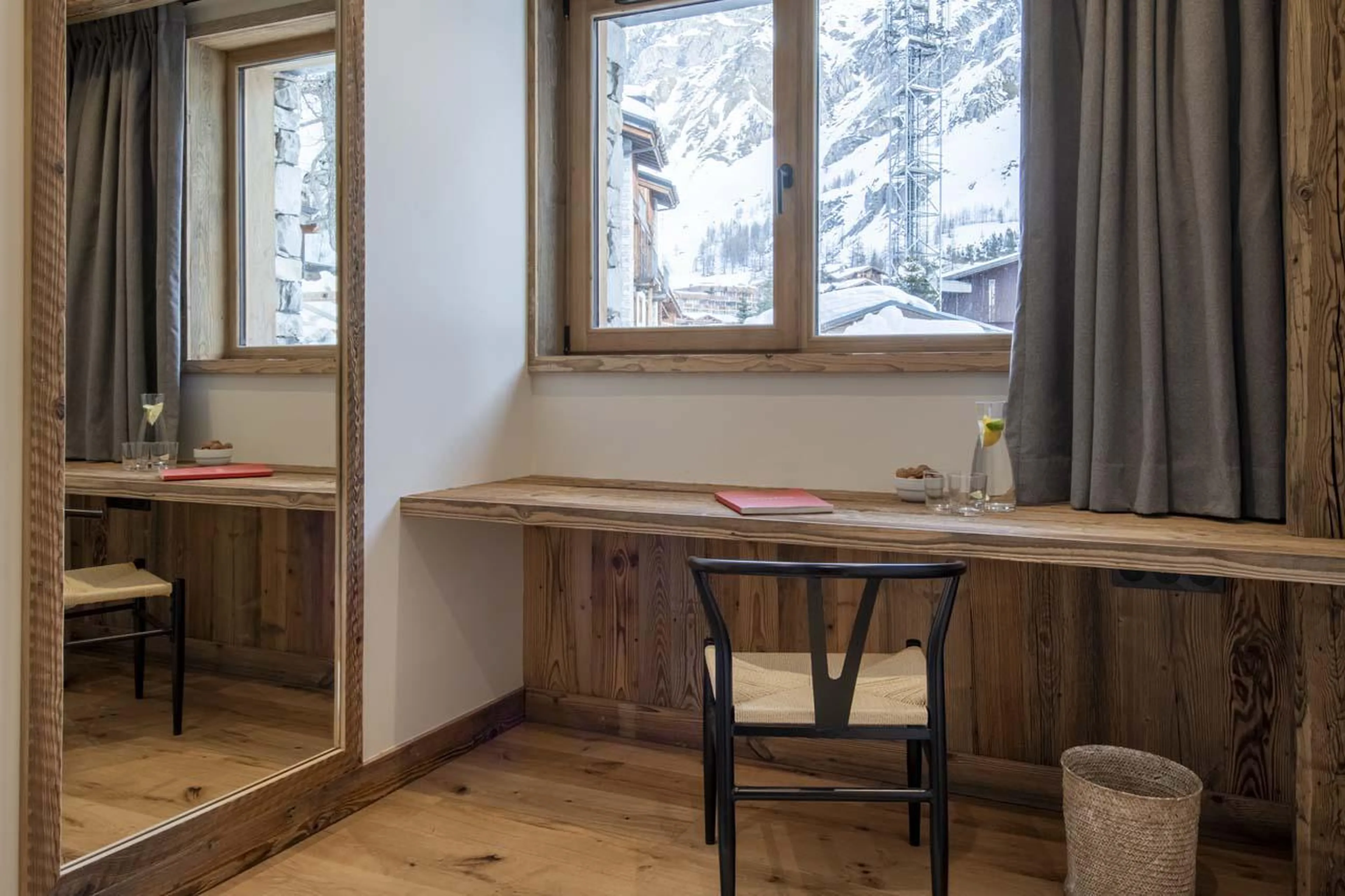 Desk area with beautiful mountain views at Chalet 1850 in Val d'Isere