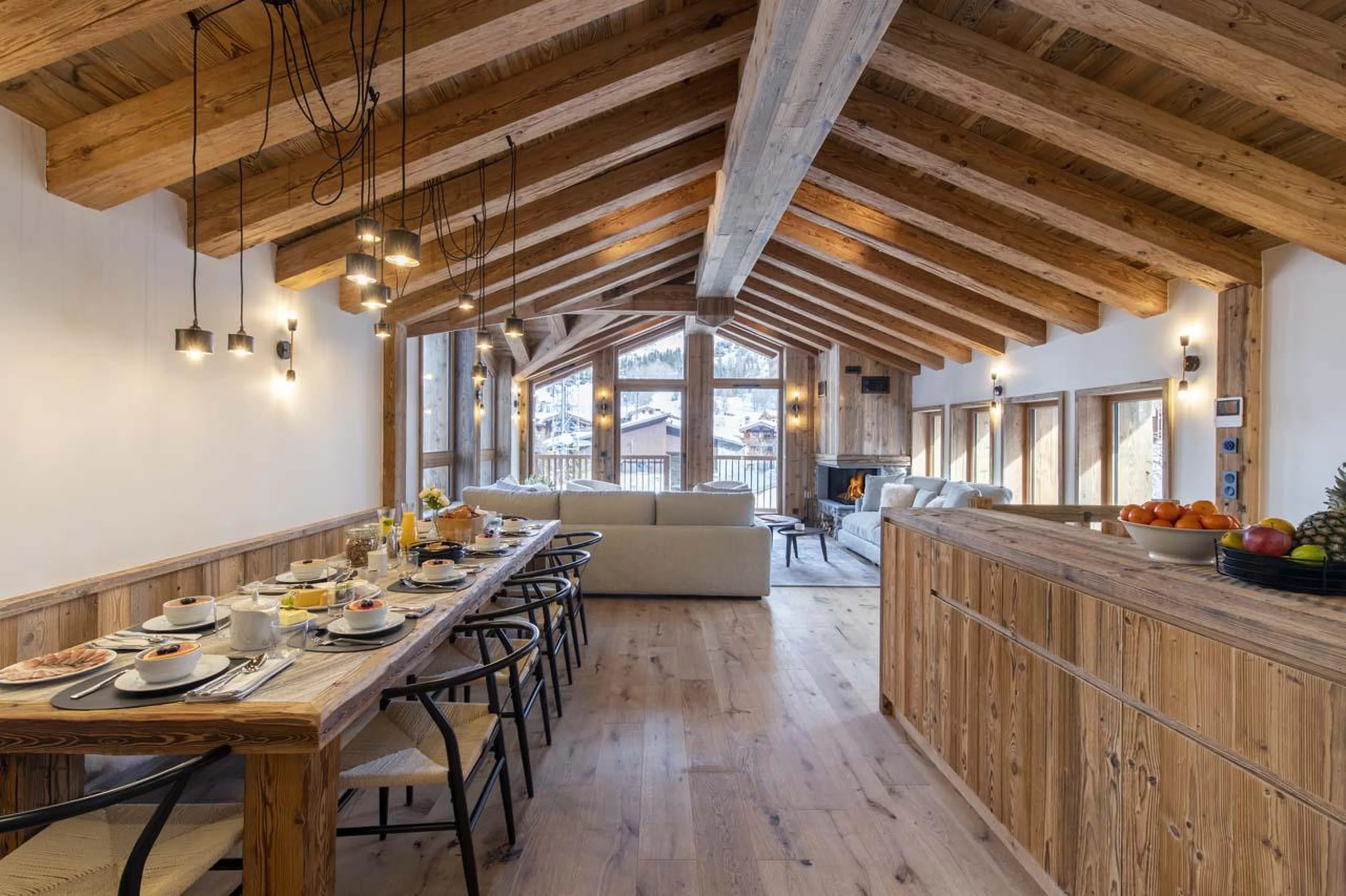 Bright and spacious top floor open-plan living area at Chalet 1850 in Val d'Isere