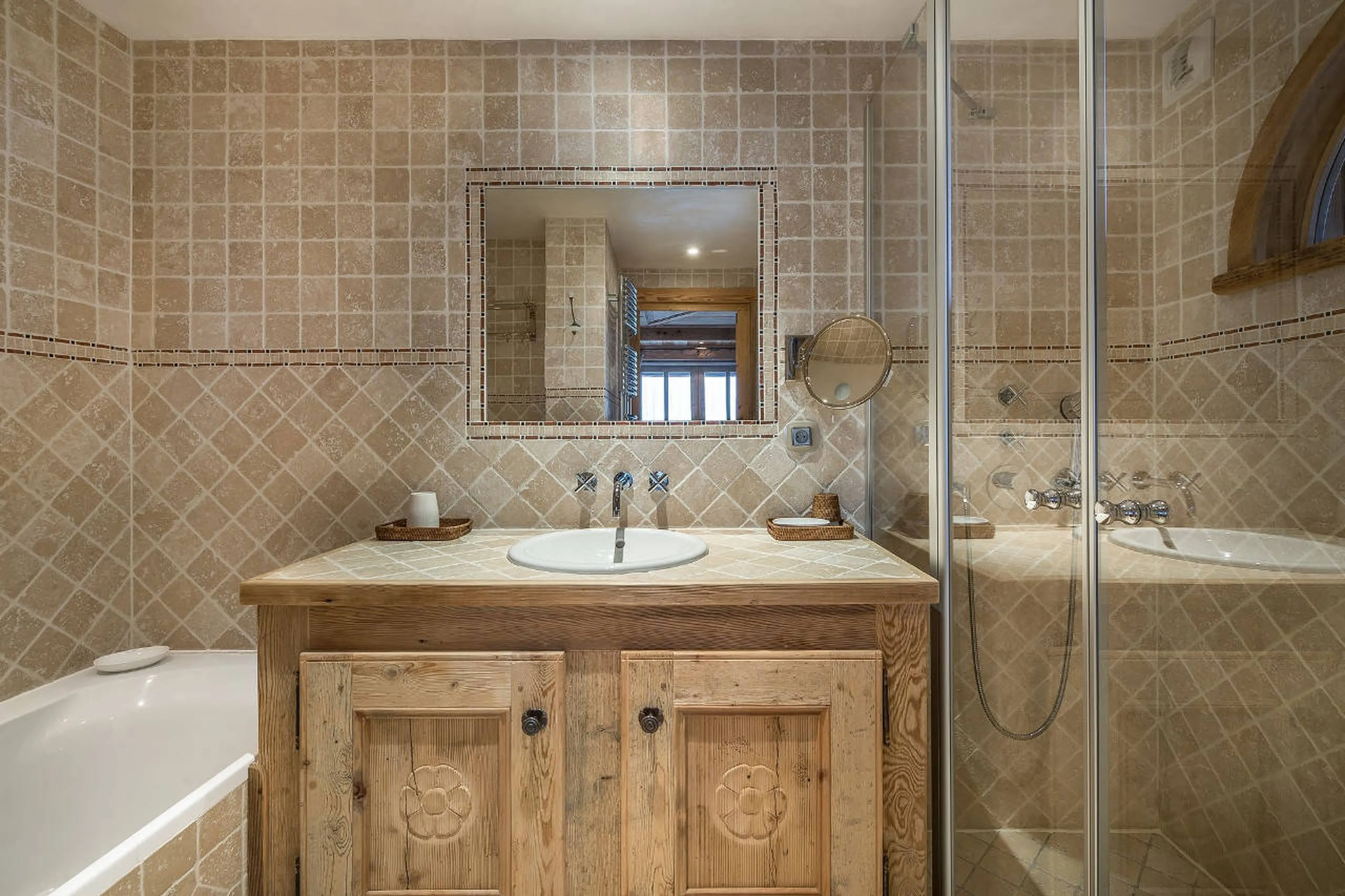 Fully equipped en suite bathroom to master bedroom in Chalet 3 Soeurs in Courchevel 1850