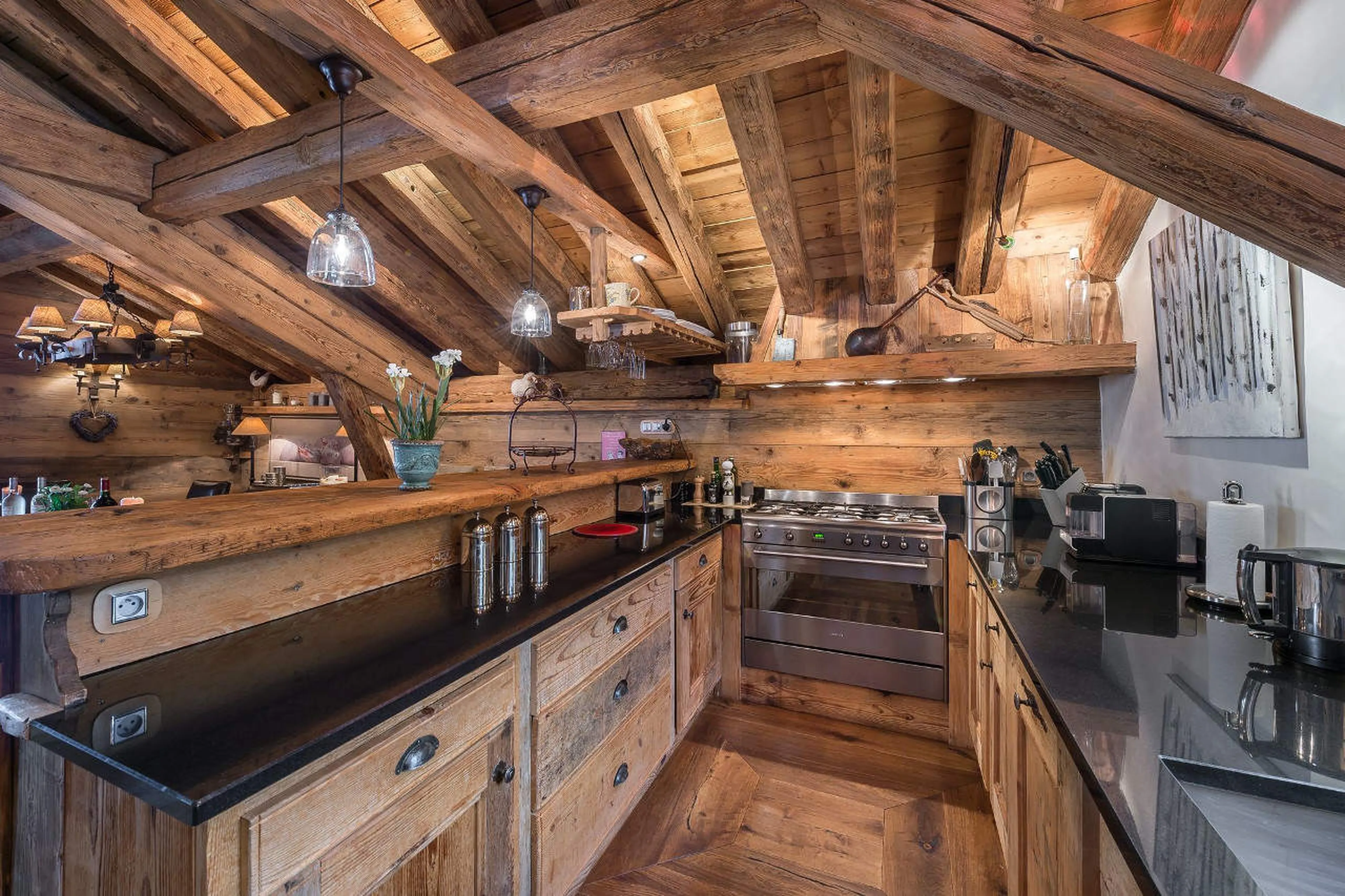 Fully equipped kitchen in Chalet 3 Soeurs in Courchevel 1850