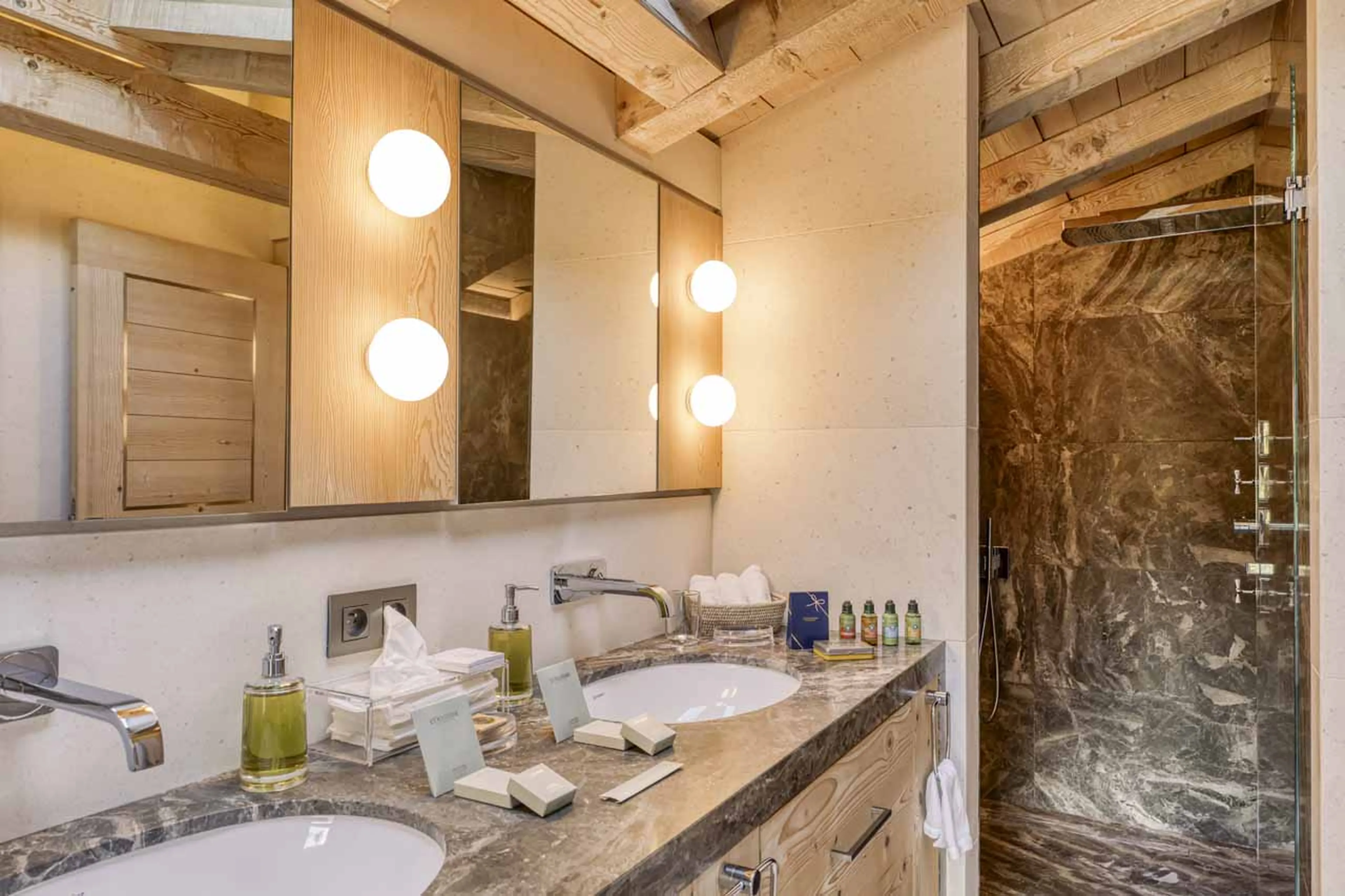 Bedroom 7 en-suite shower at Chalet 34 in Megeve