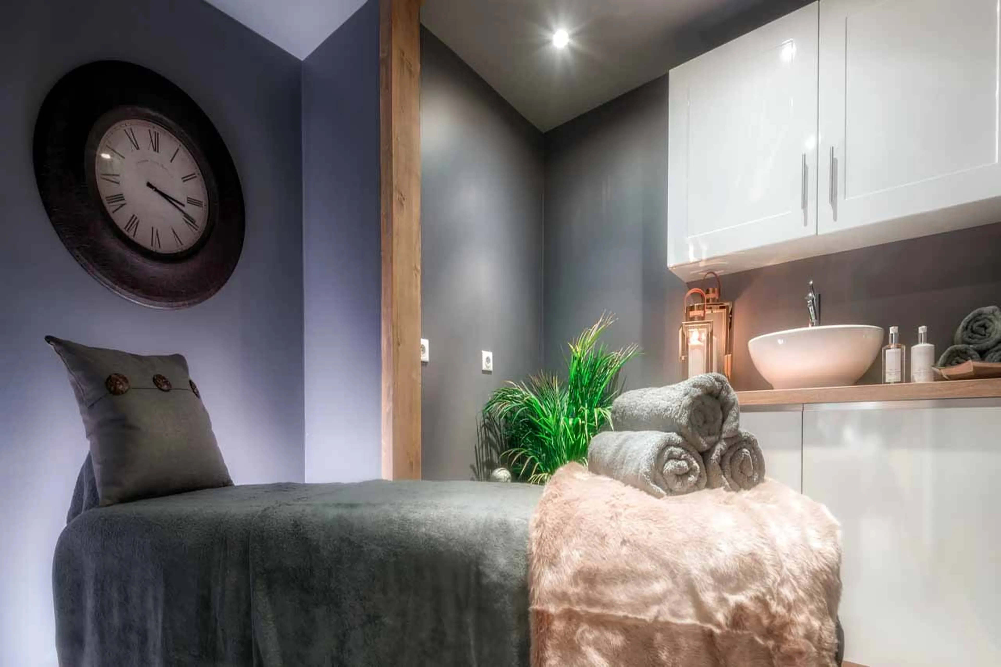 Massage room at Chalet 46˚ in Morzine
