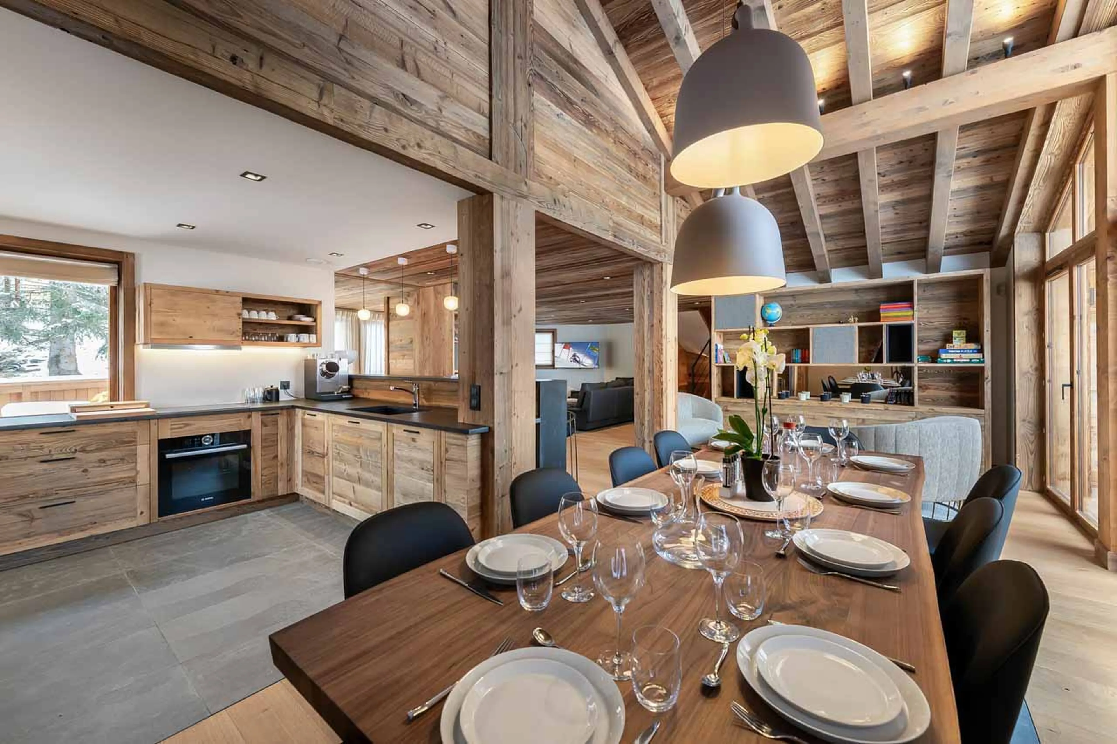 Dining table at Chalet CIUK in Courchevel 1550