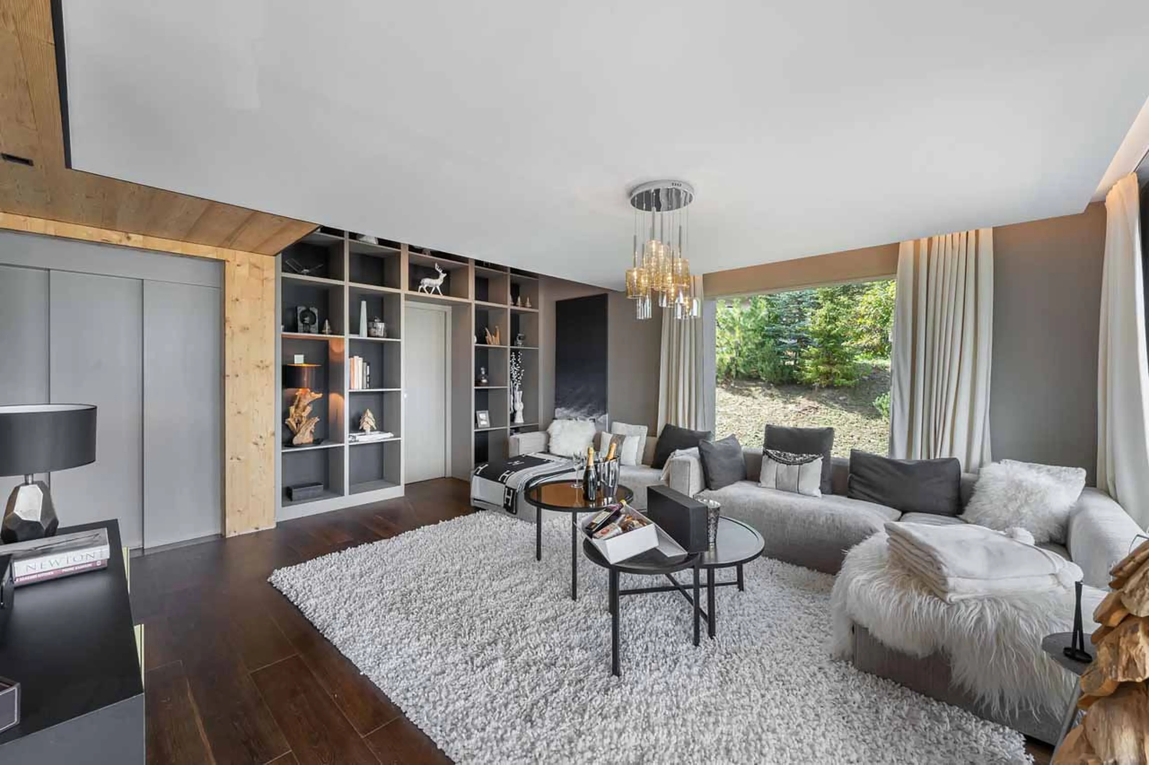 Welcoming L-shape sofa at Chalet Acelia in Courchevel 1550