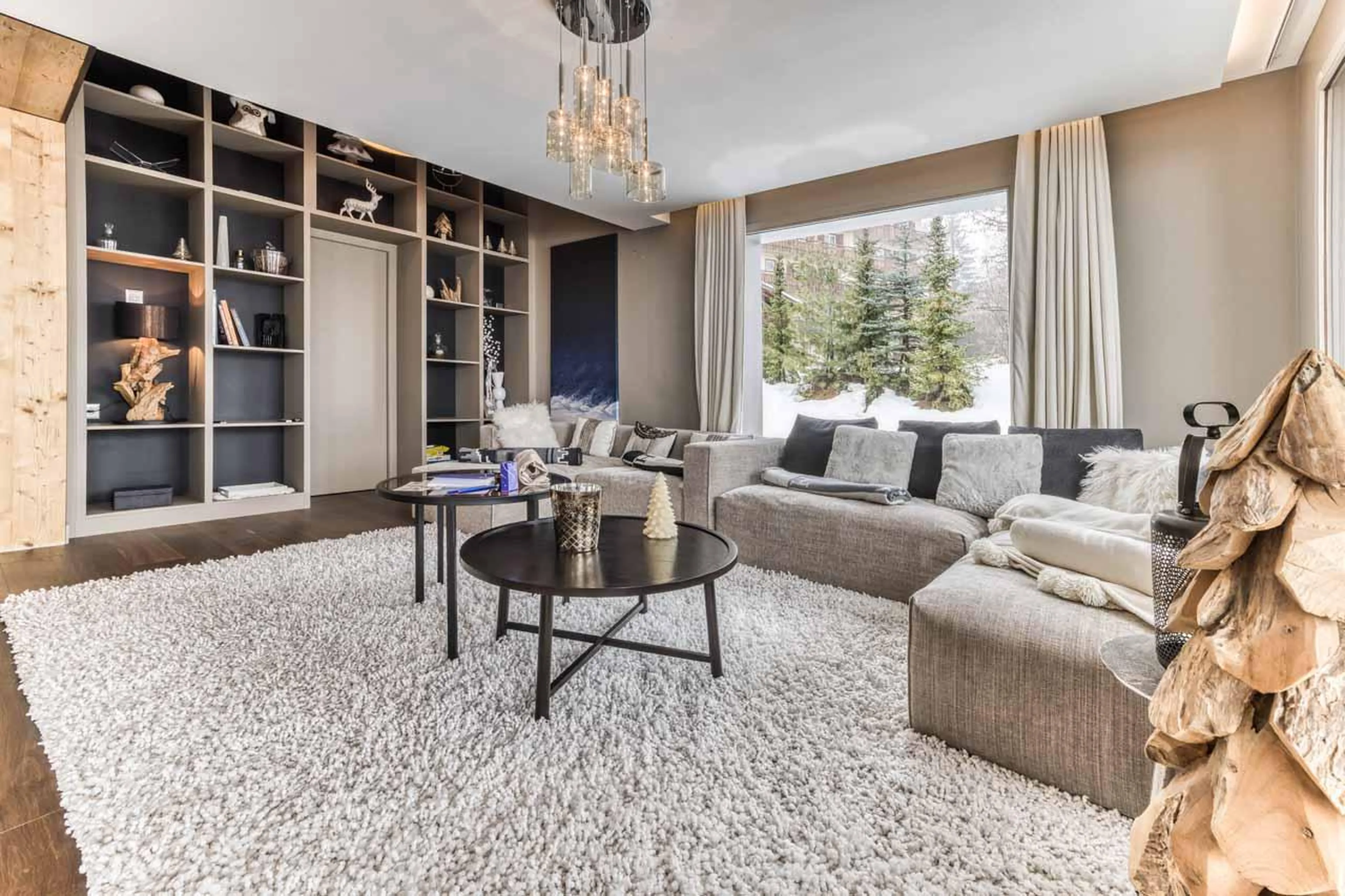 Welcoming L-shape sofa at Chalet Acelia in Courchevel 1550