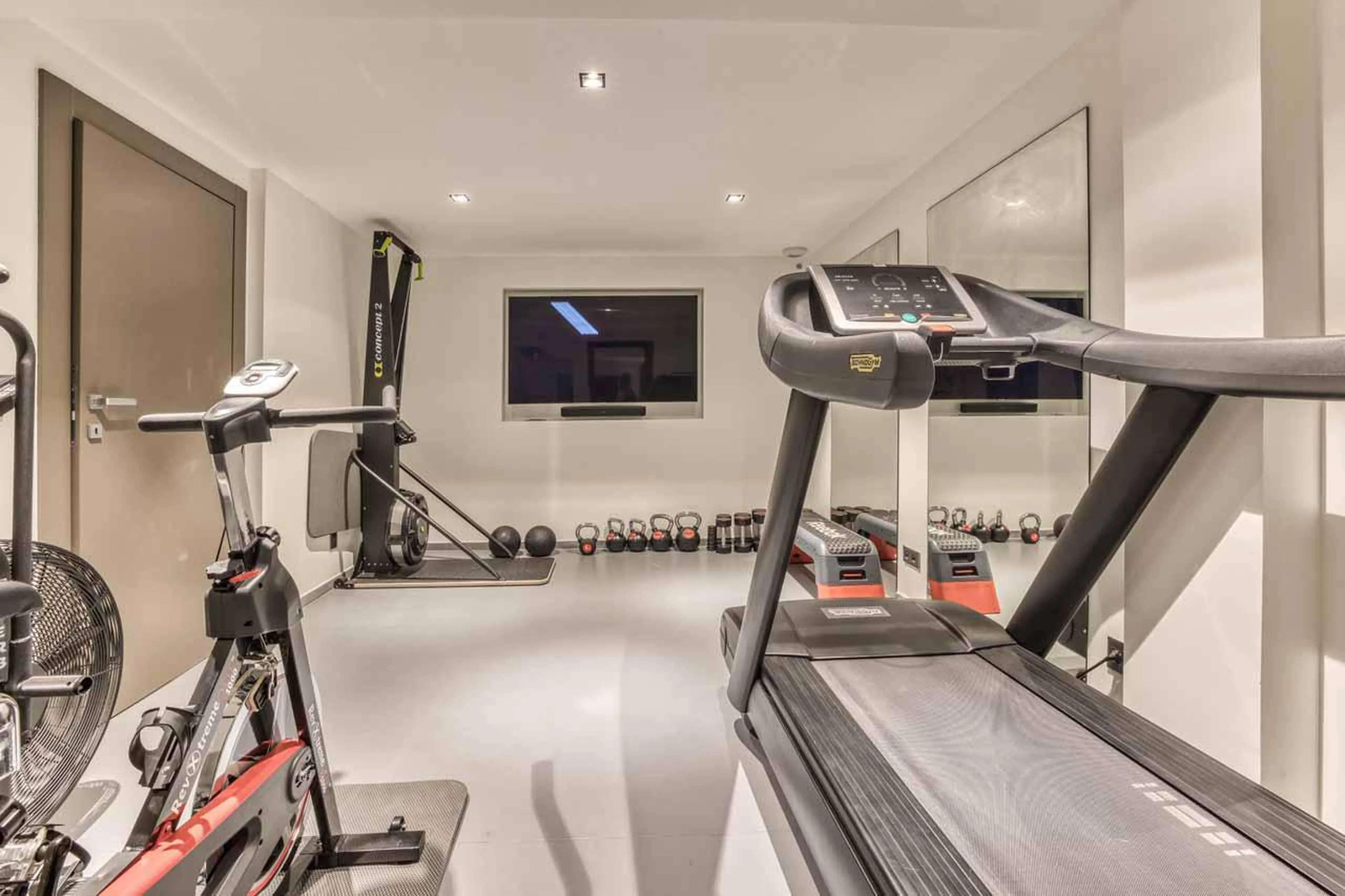 Gym with TV at Chalet Acelia in Courchevel 1550