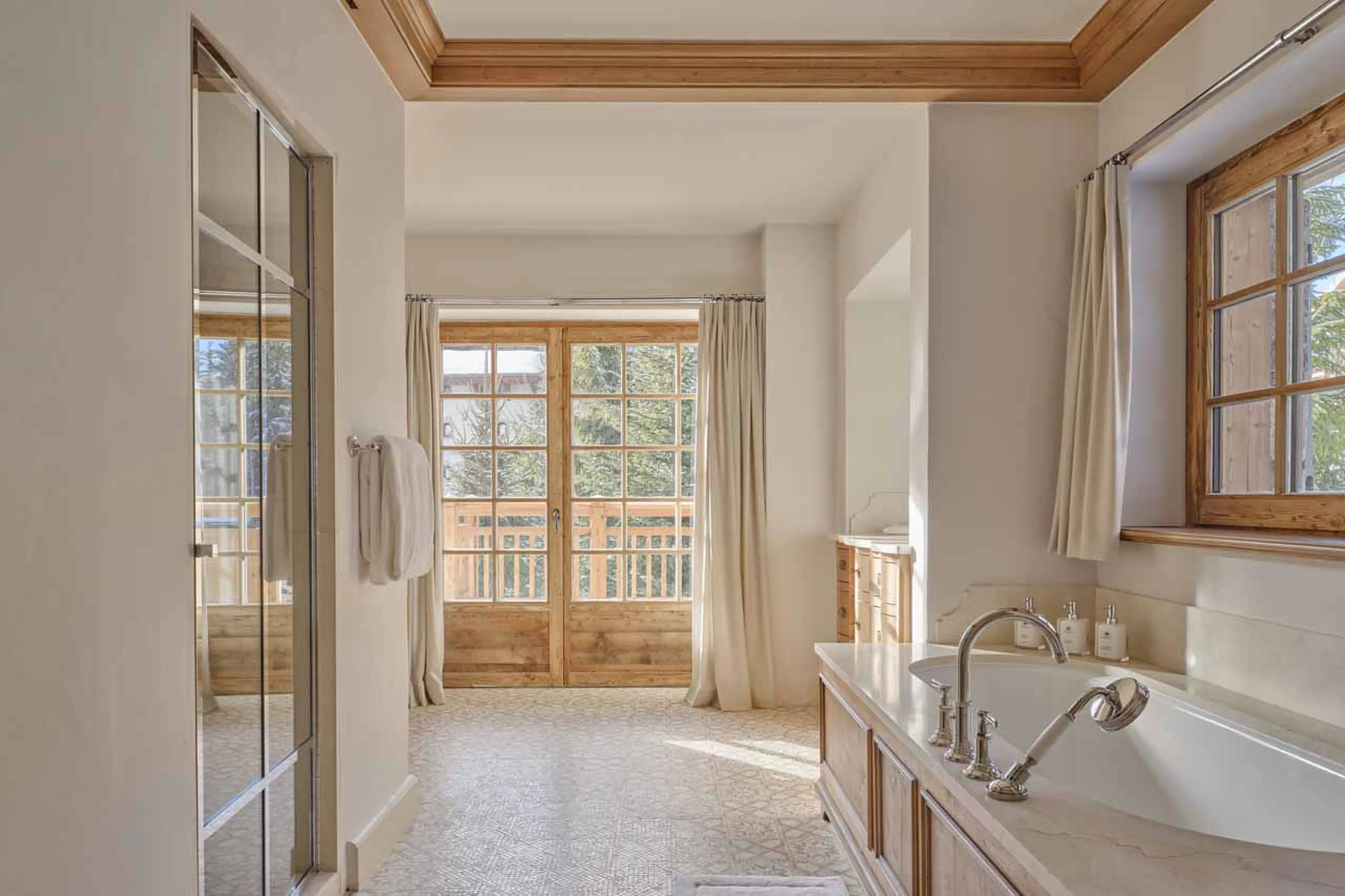 Bathroom seven at Chalet Airelles 1992 in Courchevel 1850