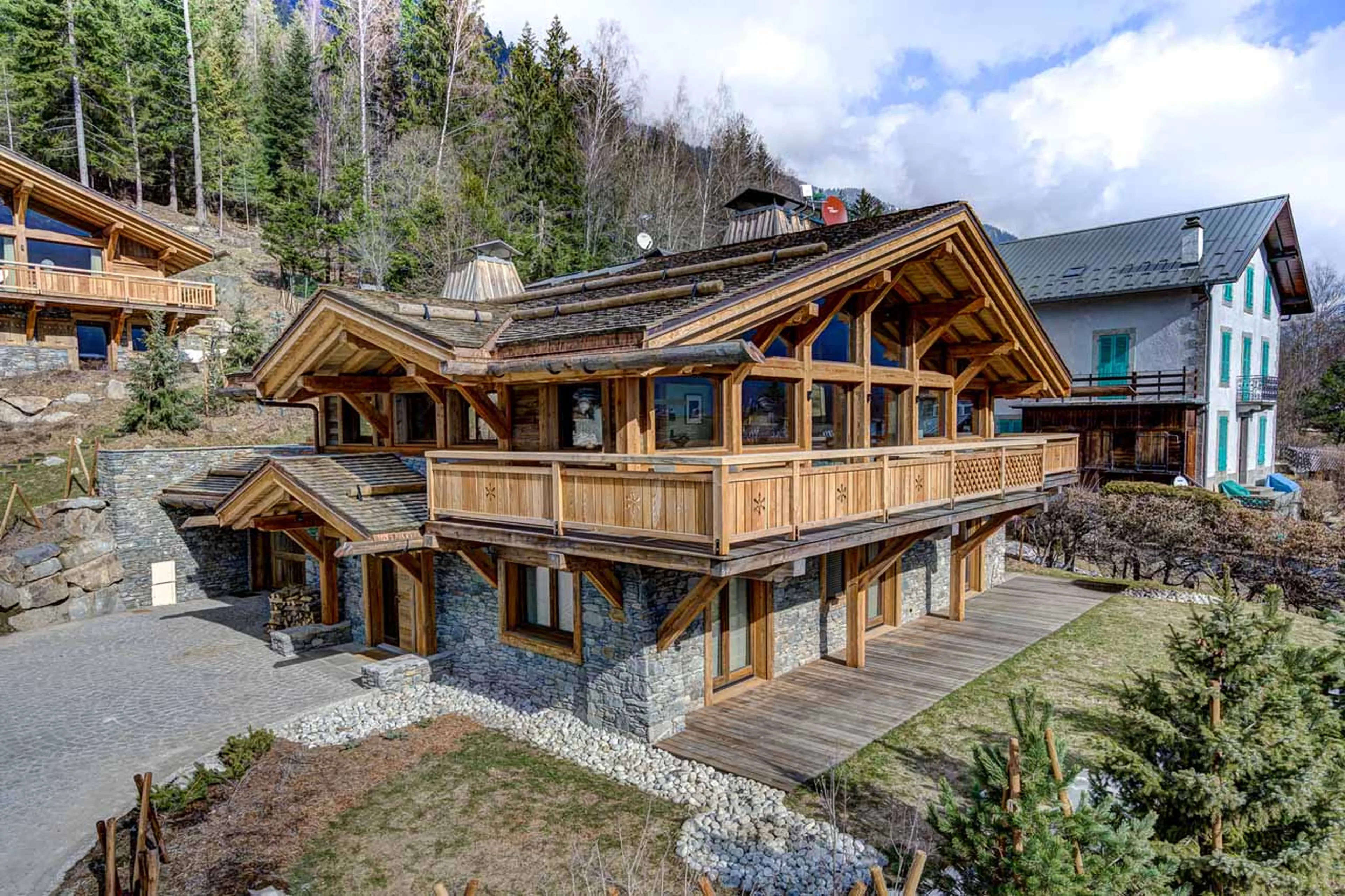 Exterior view of Chalet Alaska in Chamonix