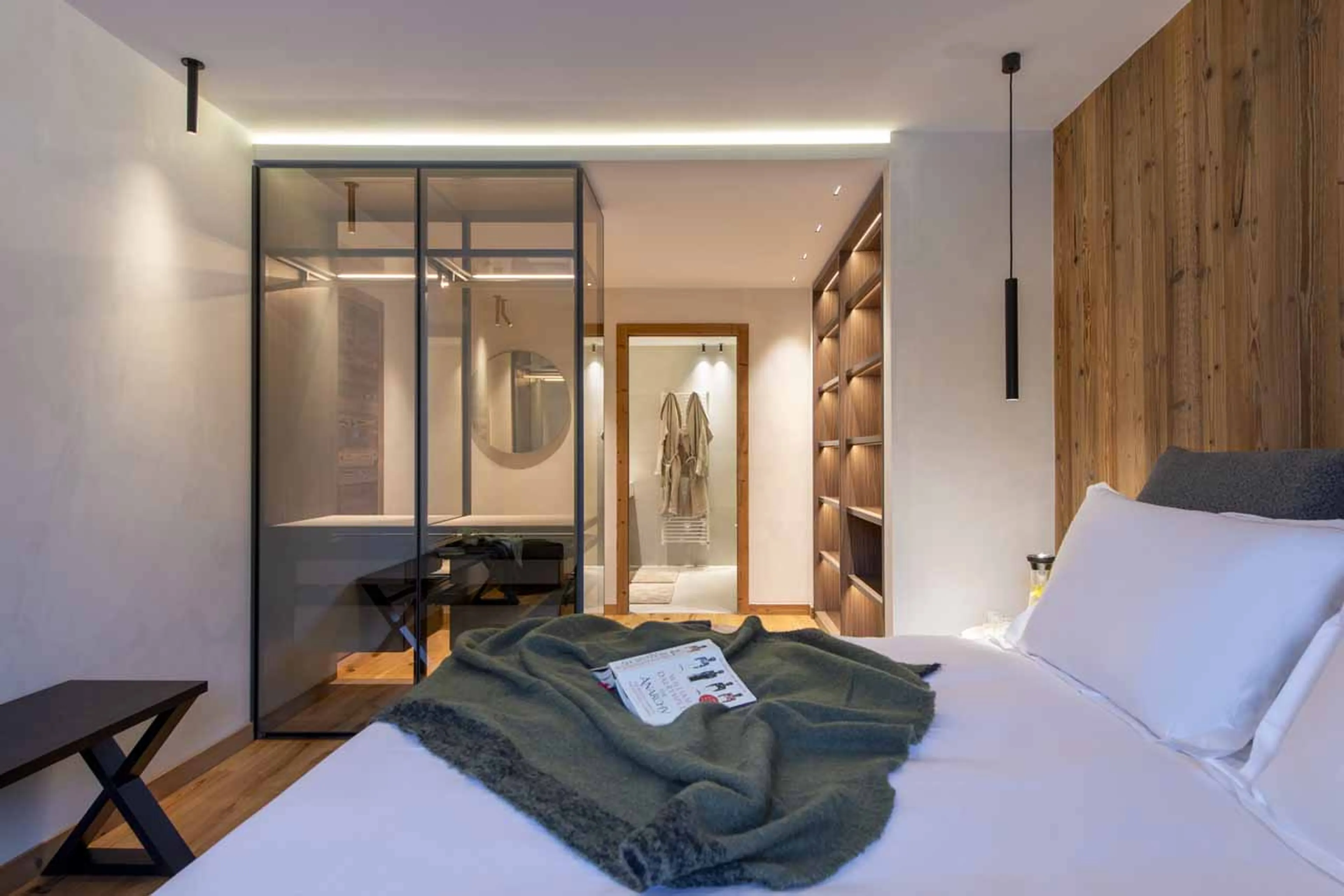 Bedroom 5 dressing at Chalet Alena in Les Gets
