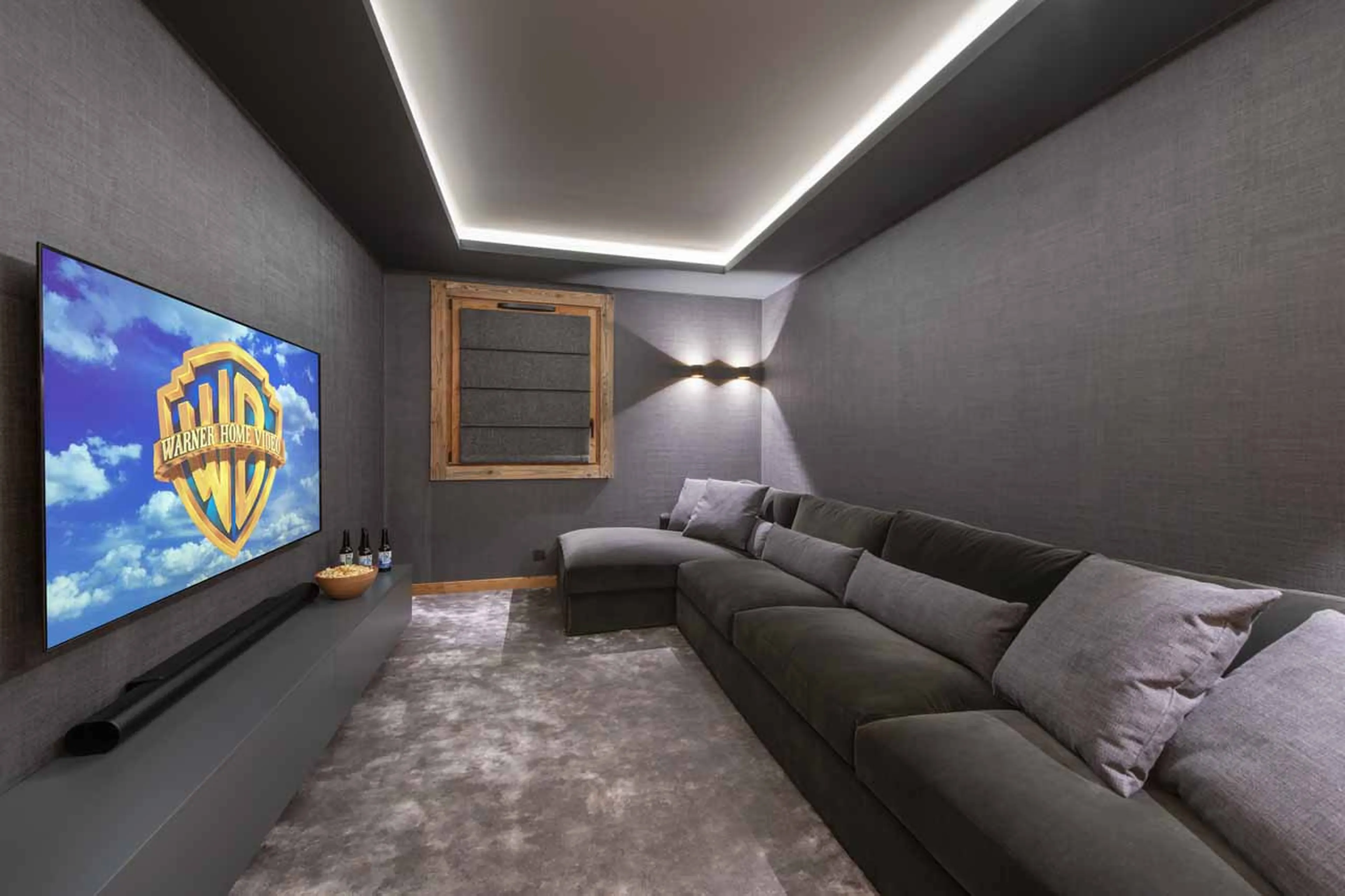 TV room at Chalet Alena in Les Gets