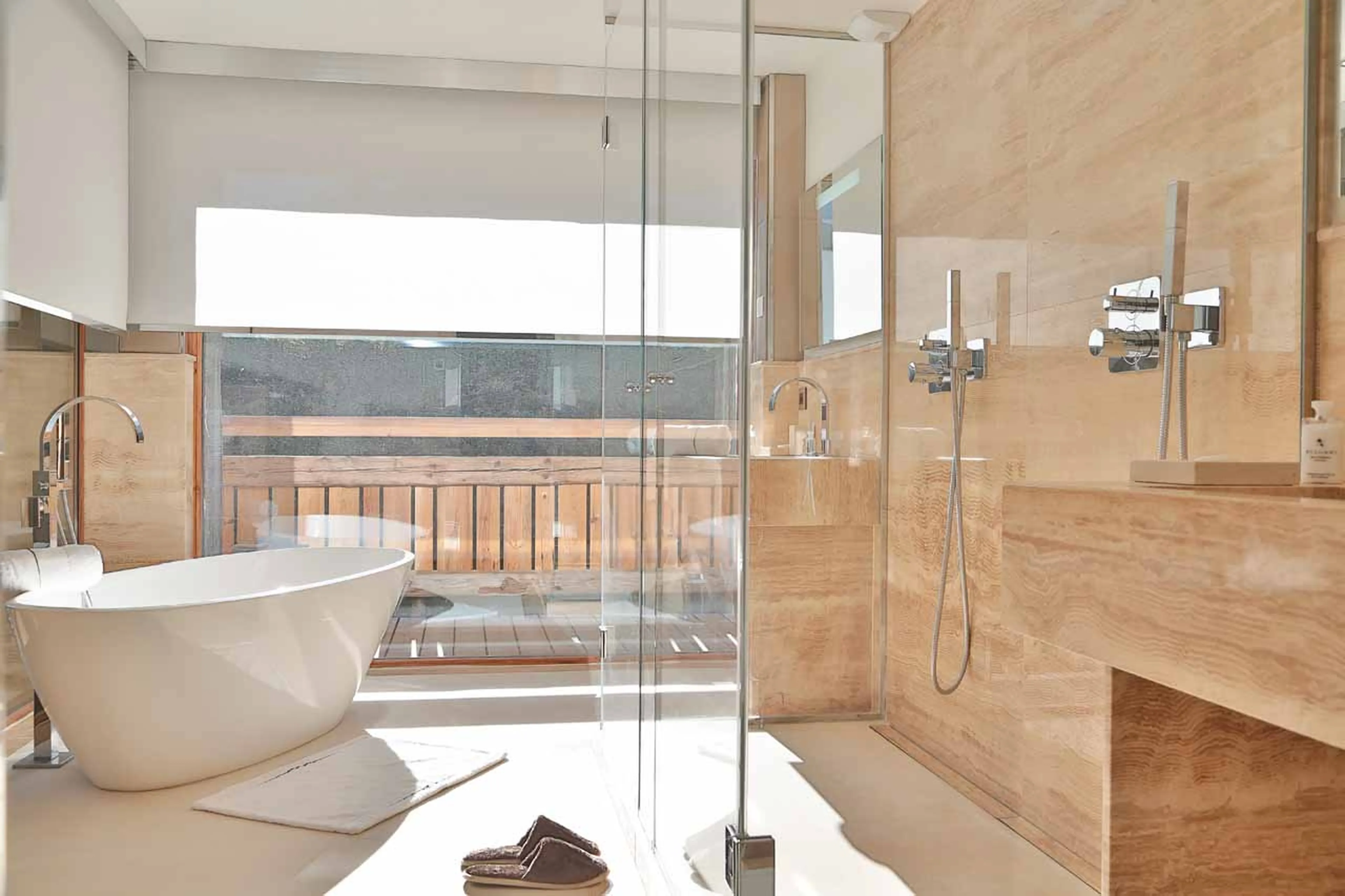 Bedroom 1 en-suite at Chalet Alexandra in Megeve