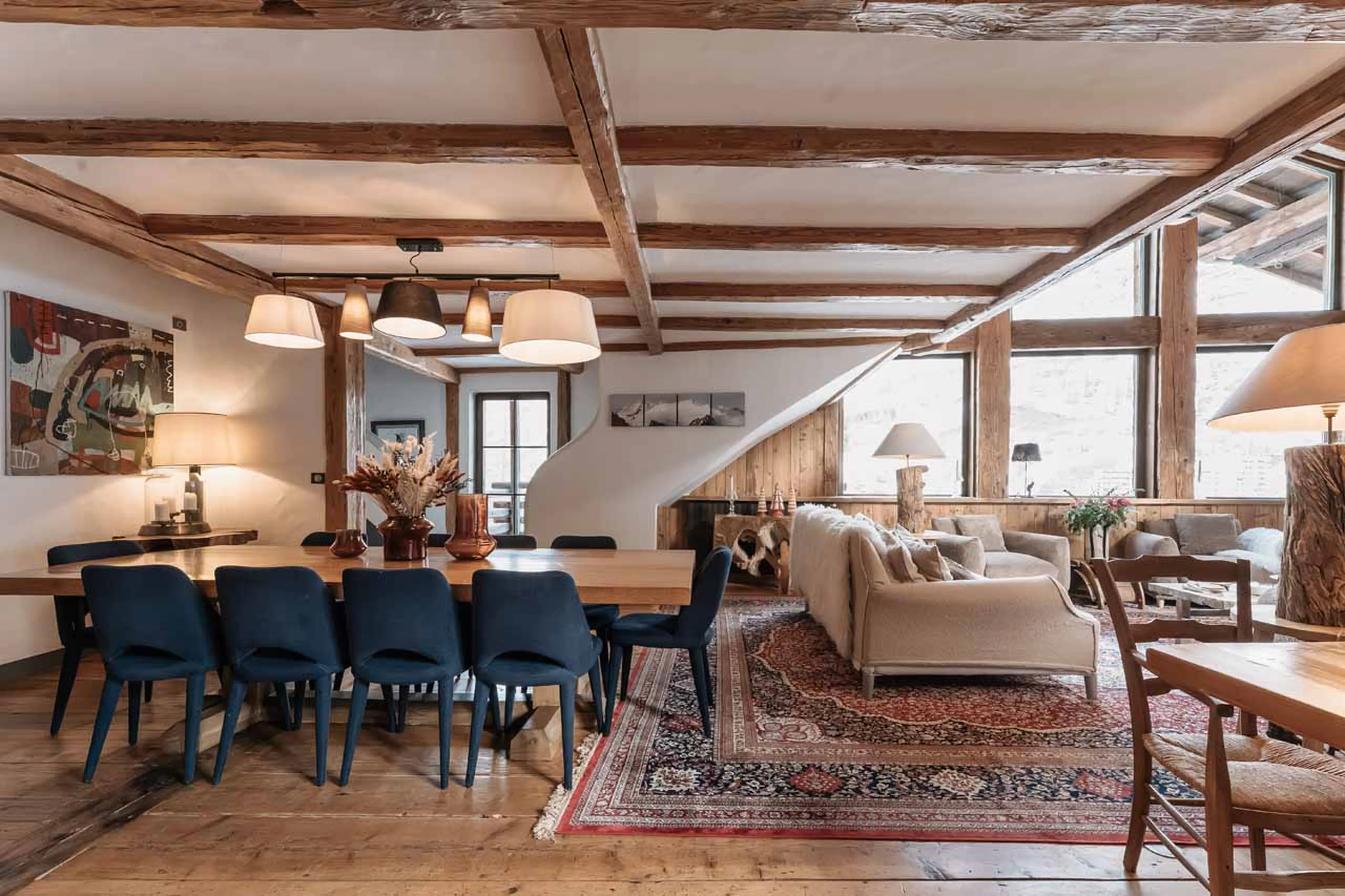 Open-plan living area of Chalet Alice in Val d'Isere