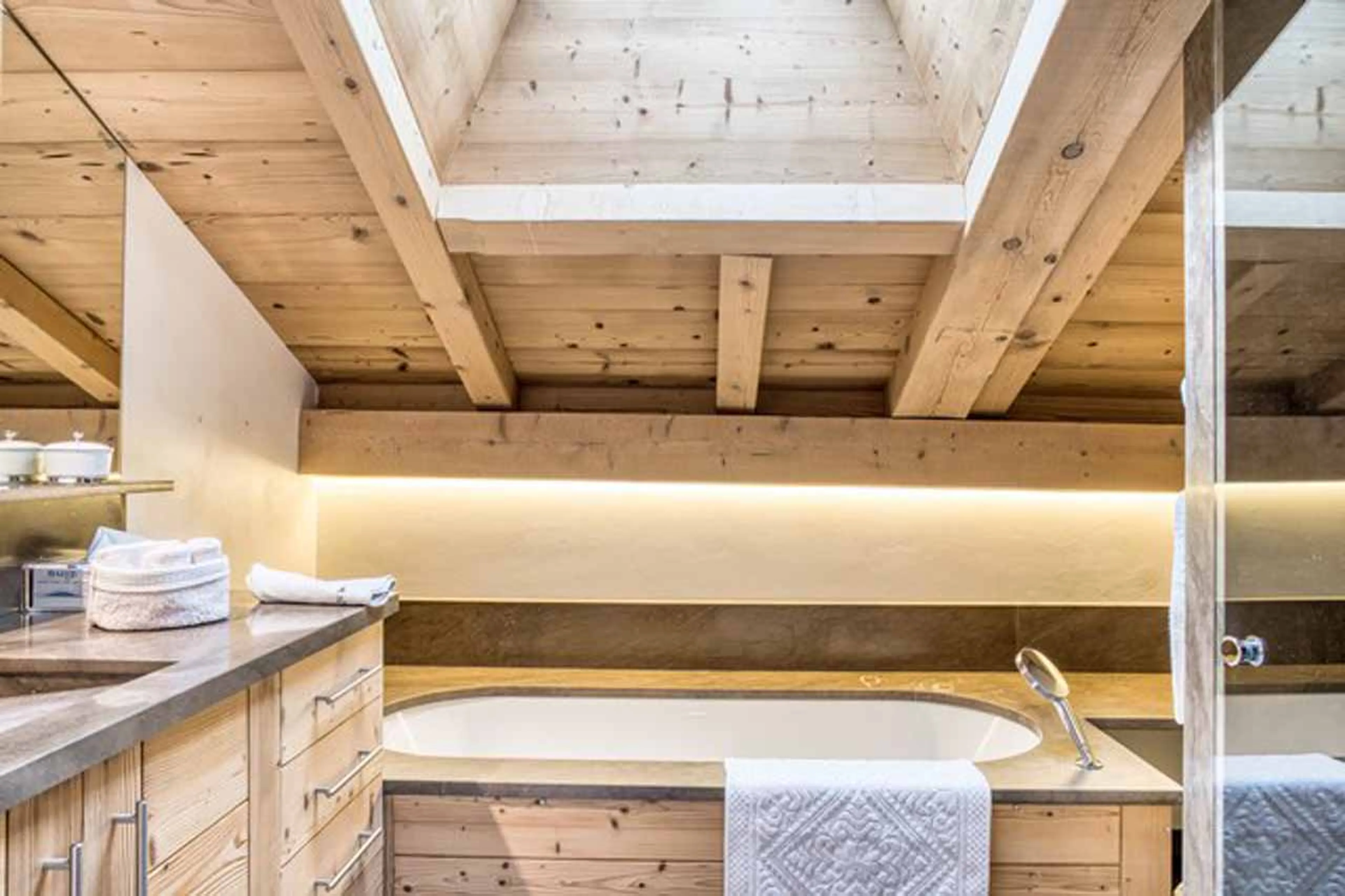Bedroom 4 en-suite at Chalet Allobroges in Megeve