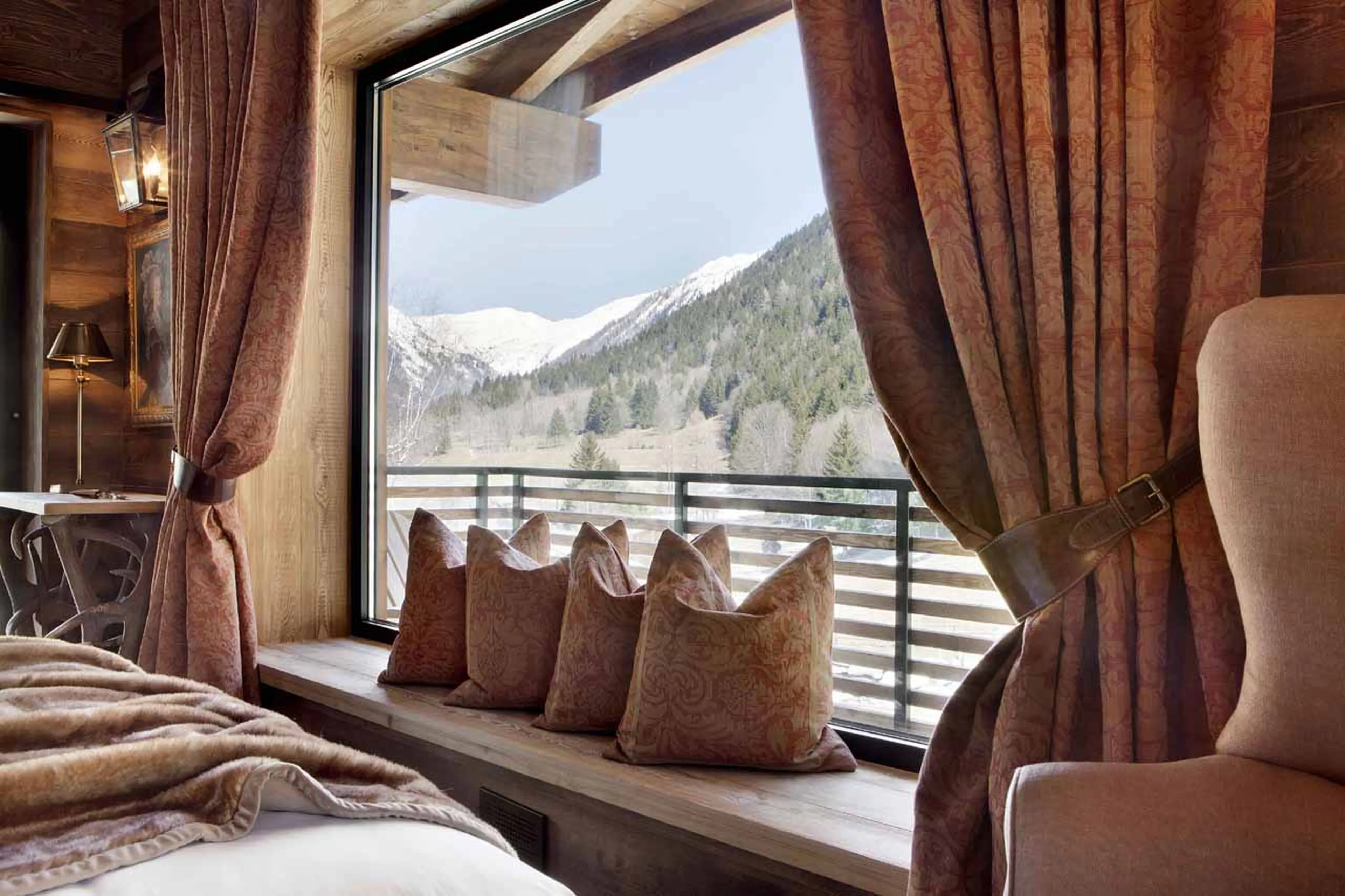 Window seat in master bedroom at Chalet Alta in Chamonix