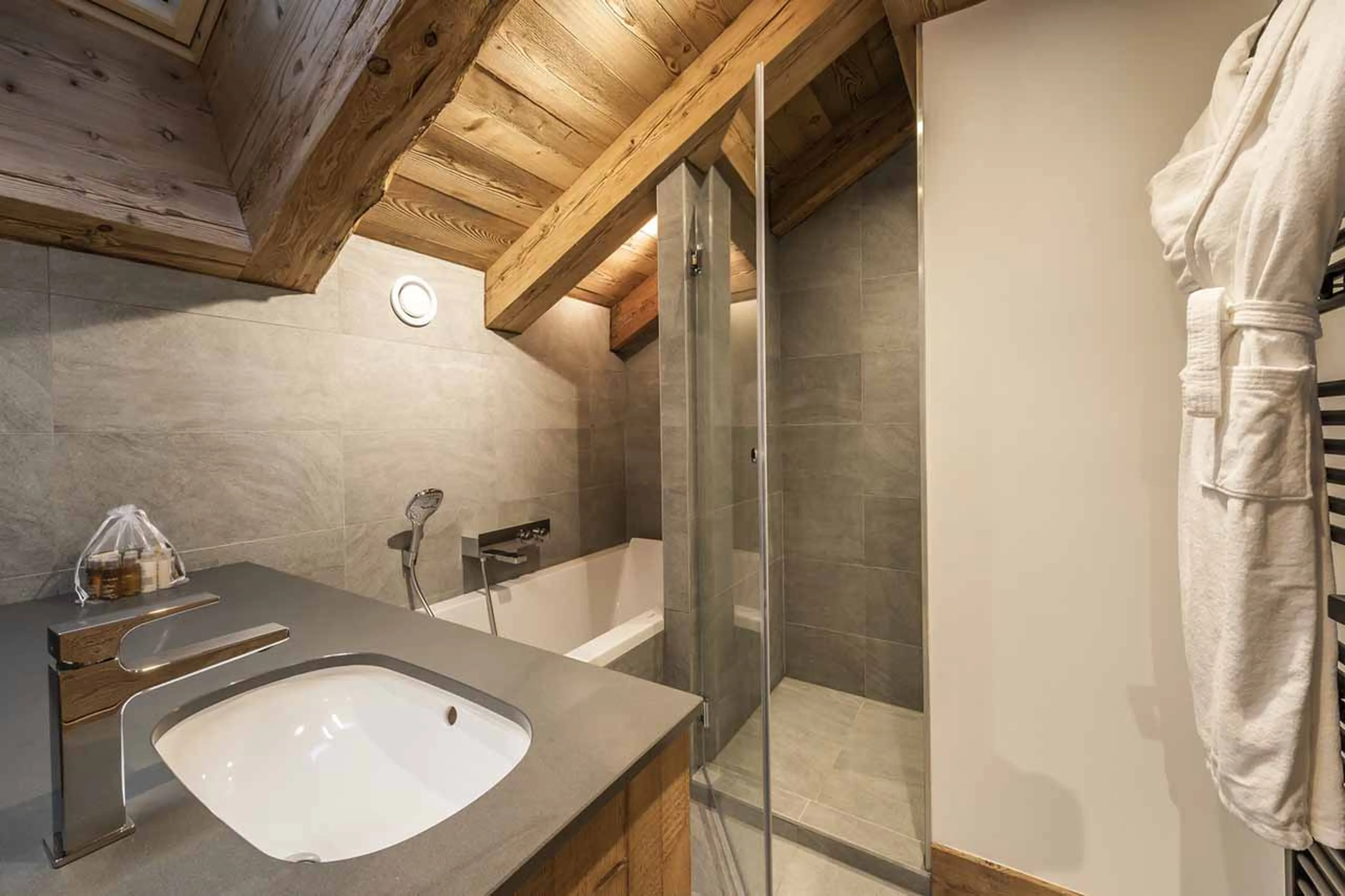 Bathroom one at Chalet Alya in Meribel