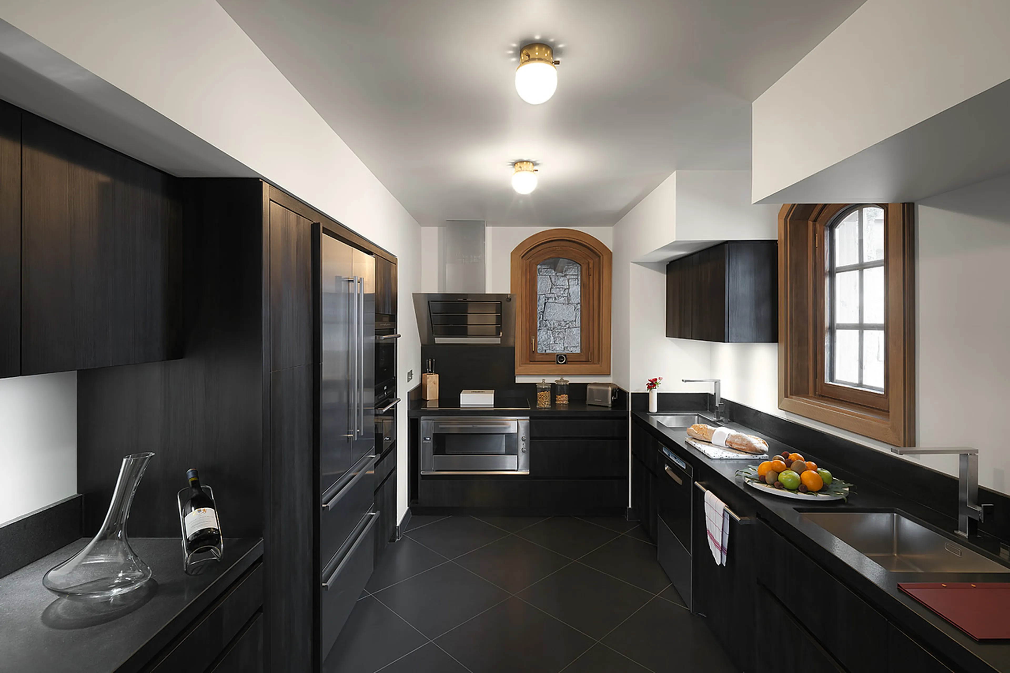 Modern kitchen in Chalet Amarante in Courchevel 1850