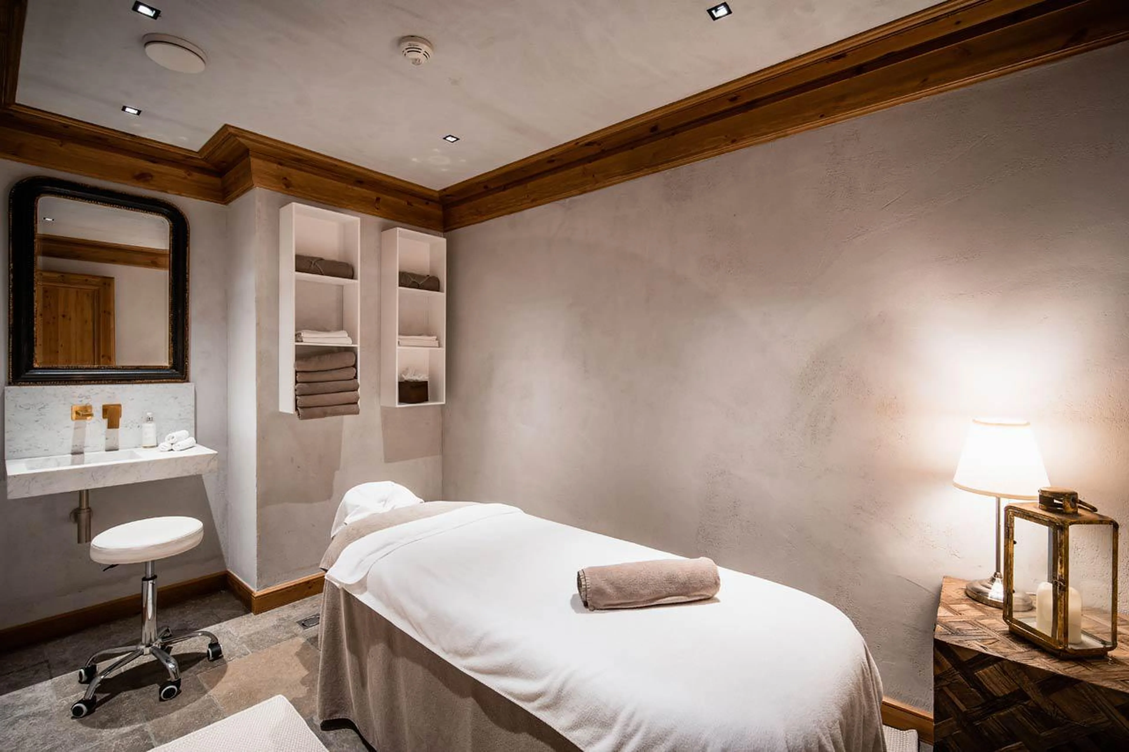 Massage cabin in Chalet Ambre in Val d’ Isere