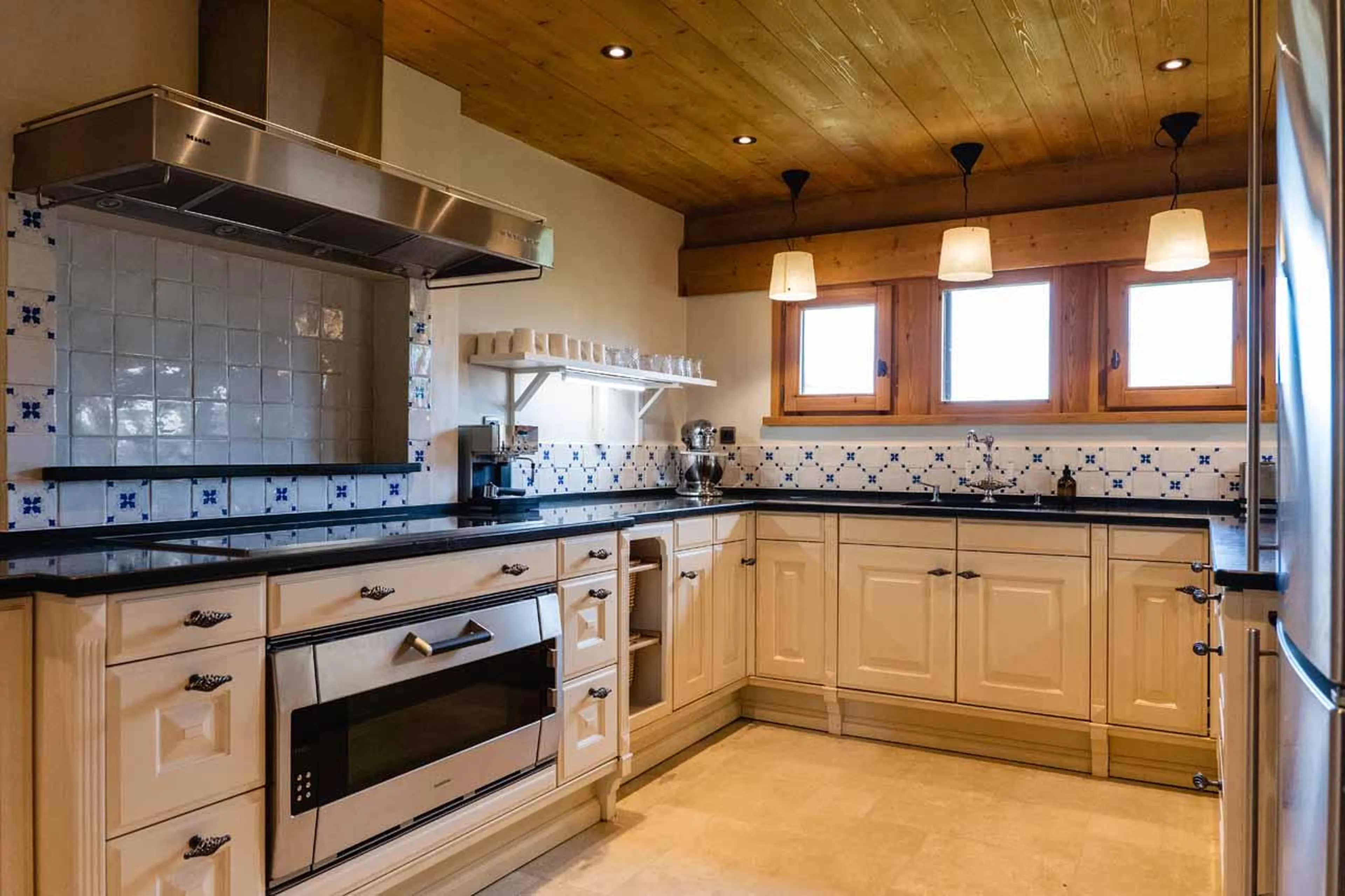 Bright kitchen with a large oven in Chalet Ambroise, Megeve