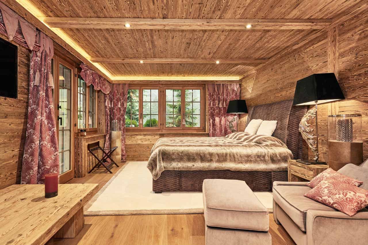 Gstaad Luxury Chalets, Gstaad Ski Resort & Ski Holidays | Leo Trippi