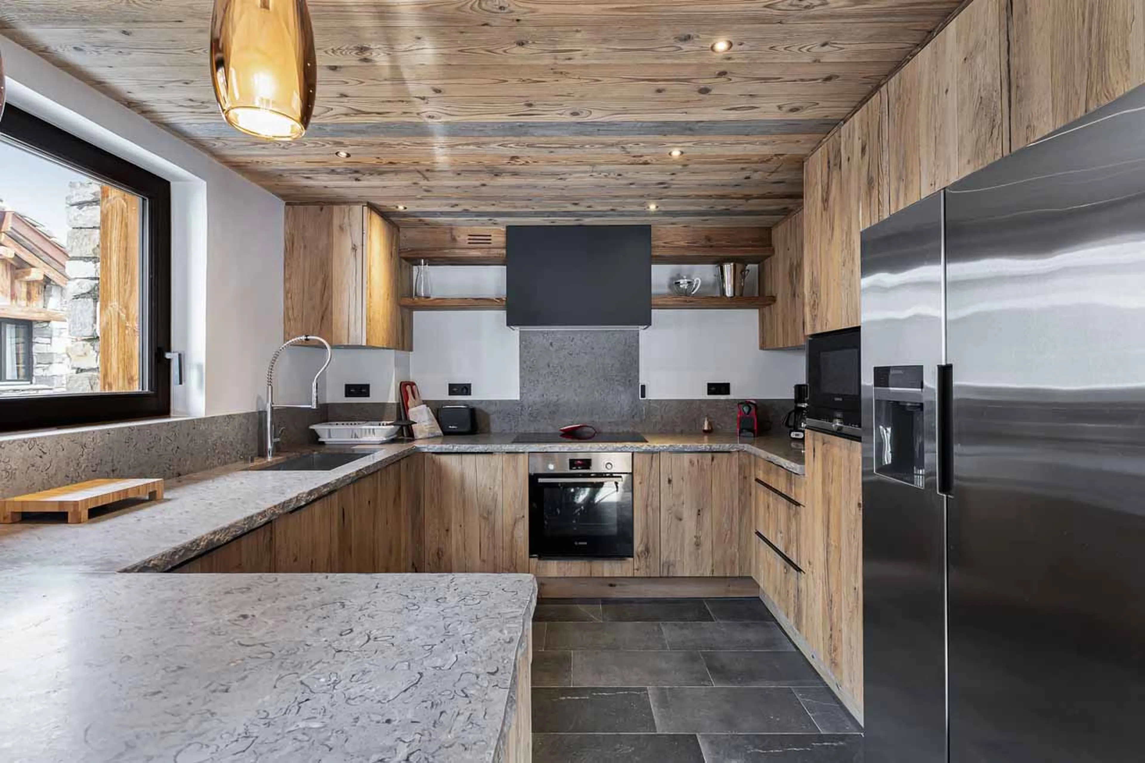 Open kitchen at Chalet Angelus 1 in Val d'Isere