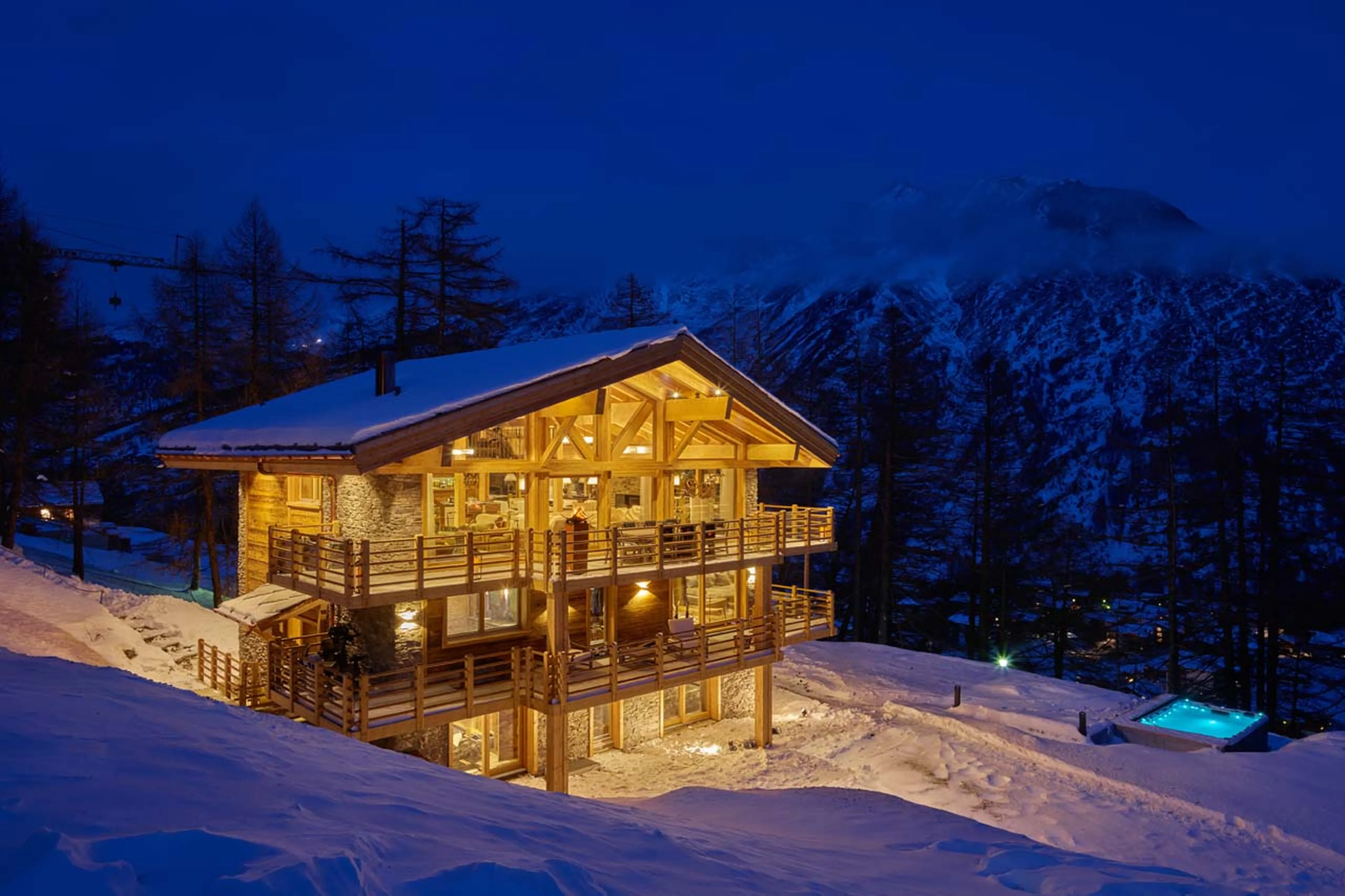 View of Chalet Annapurna in Saas Fee from the slopes