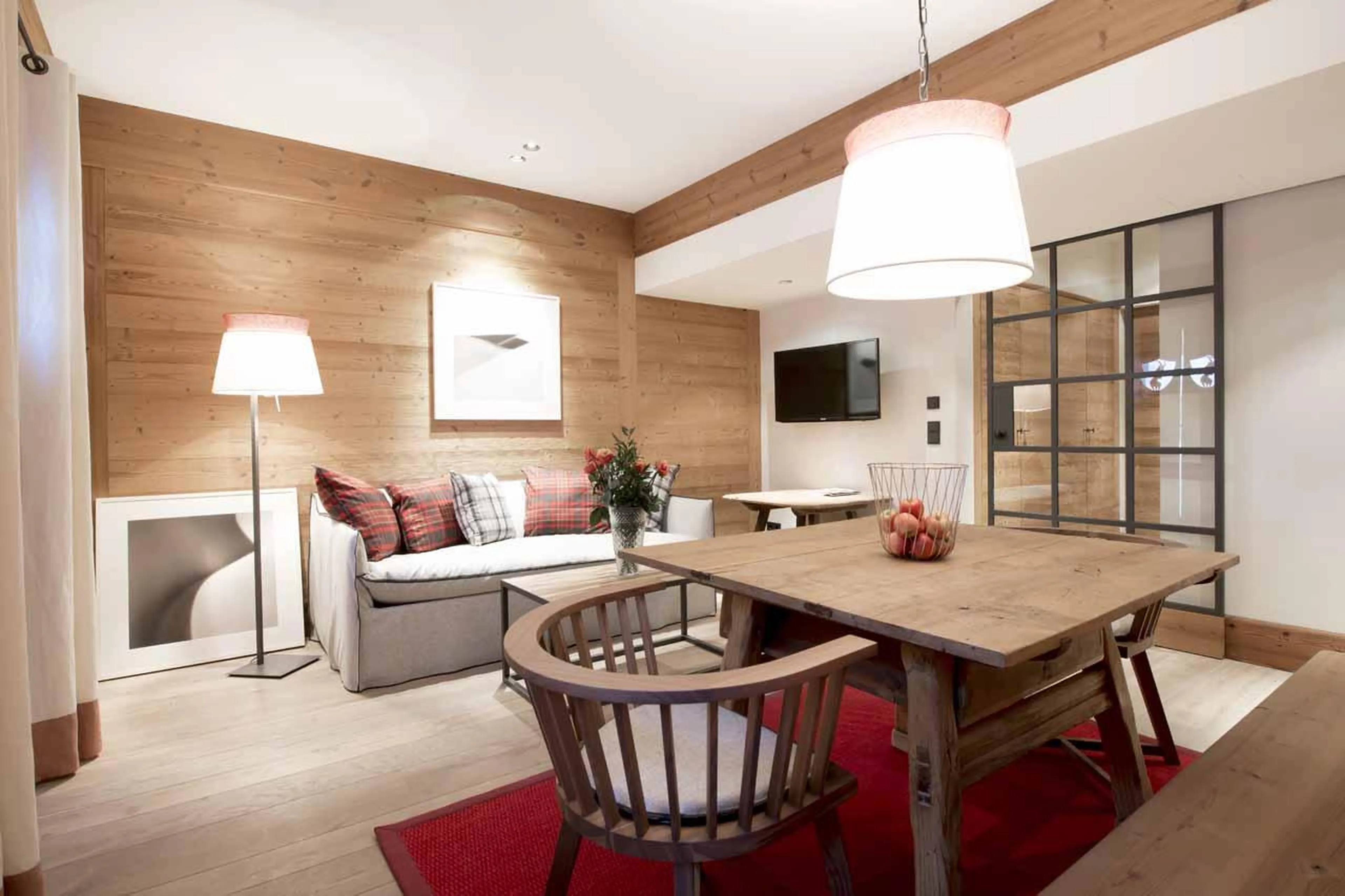 Sitting area with sofa and table in Chalet Arlberg, Lech