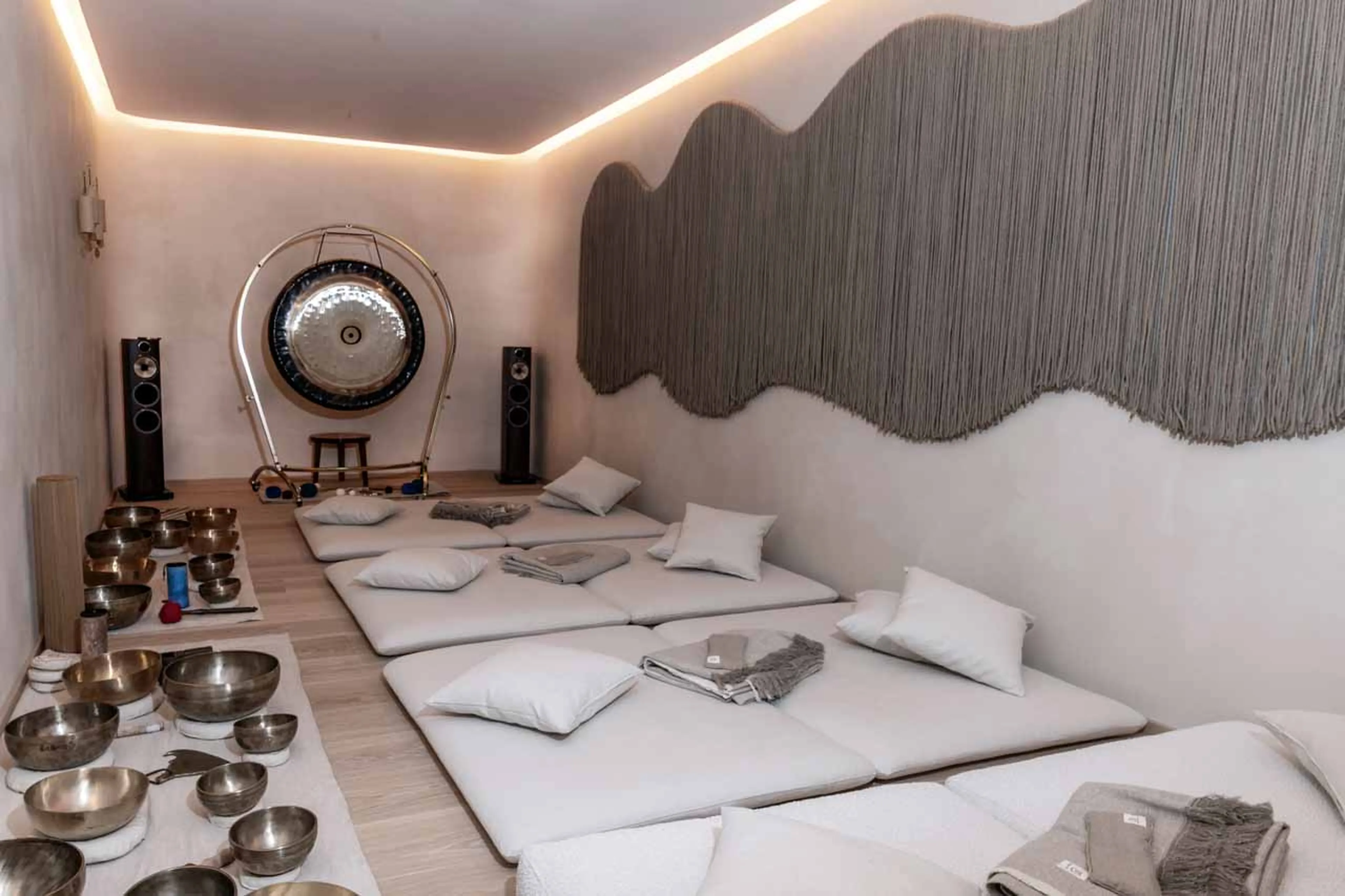 Sound healing room at Chalet Arula 1 in Lech