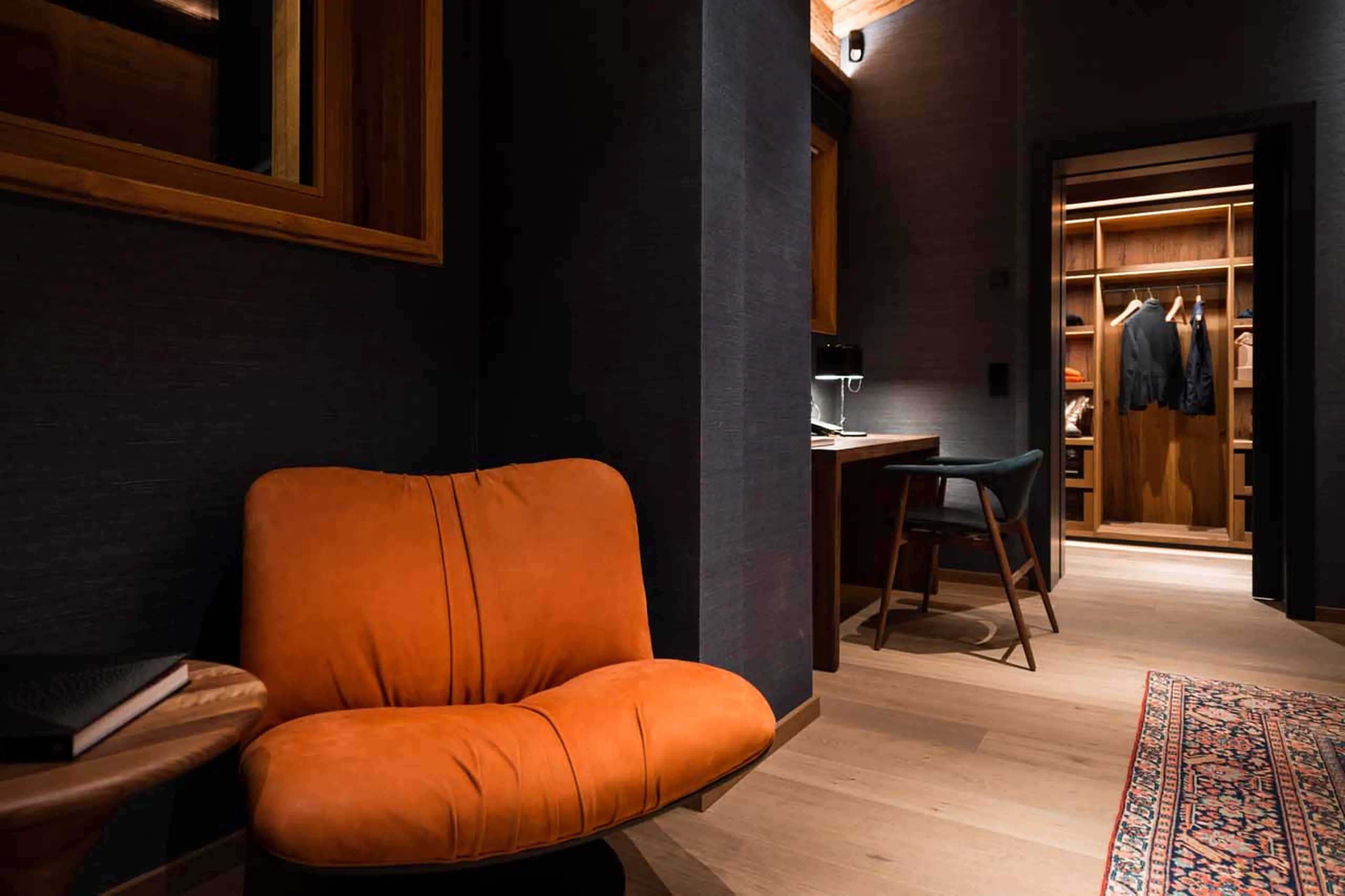 Bedroom two dressing area at Chalet Arula 1 in Lech