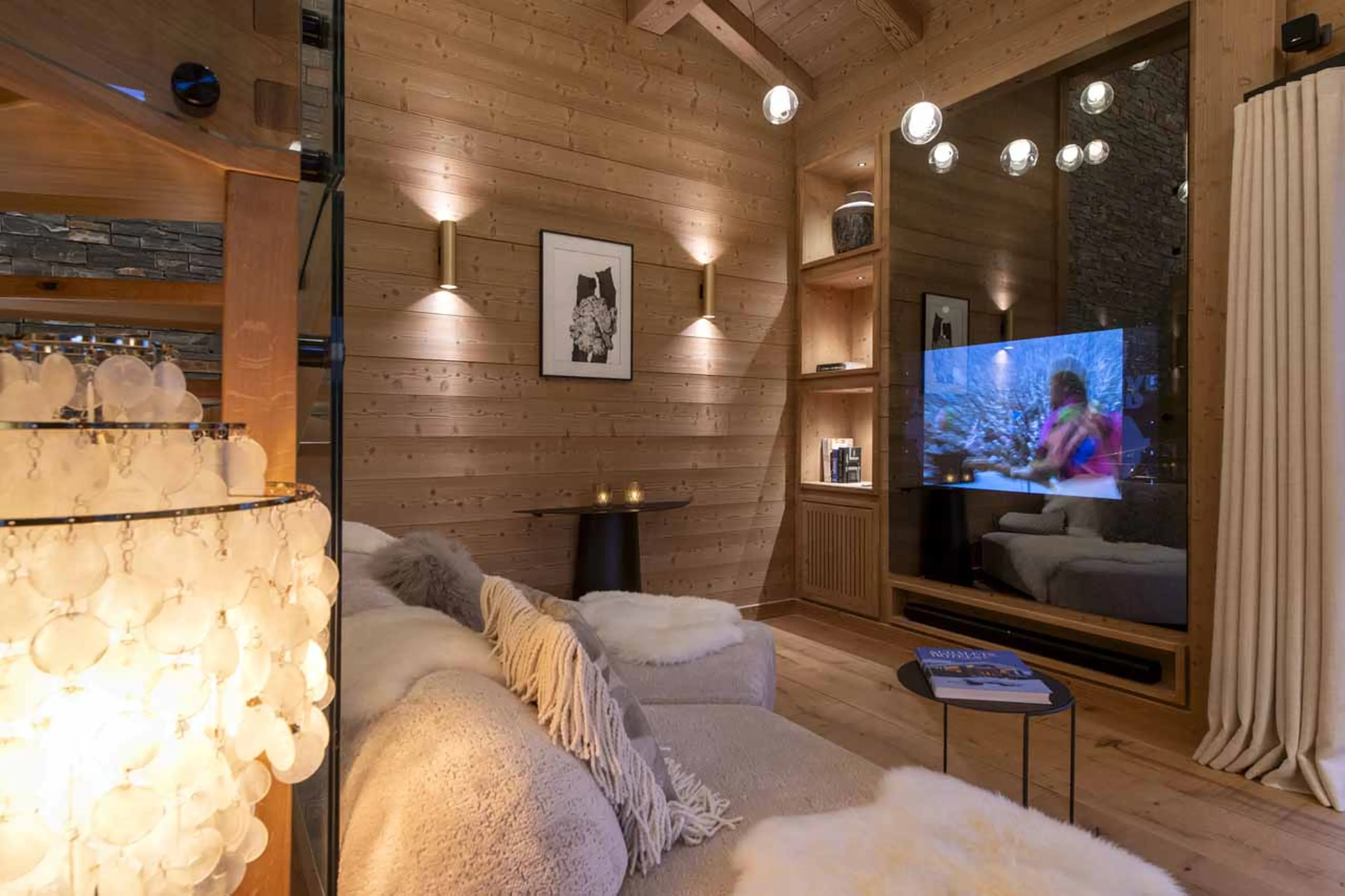 TV area at Chalet Avalon in Les Gets