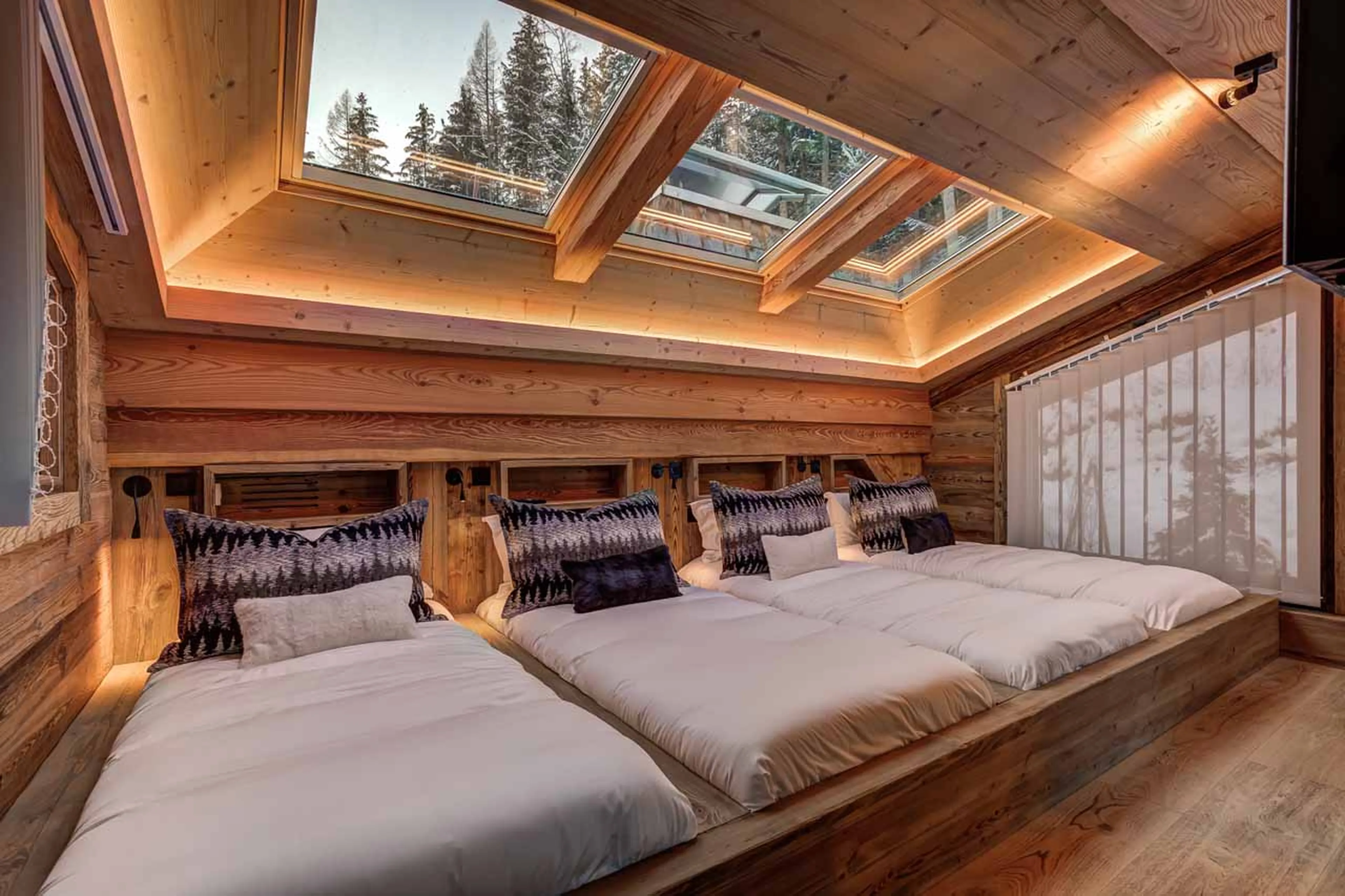 Mezzanine room at Chalet Azurite in Chamonix