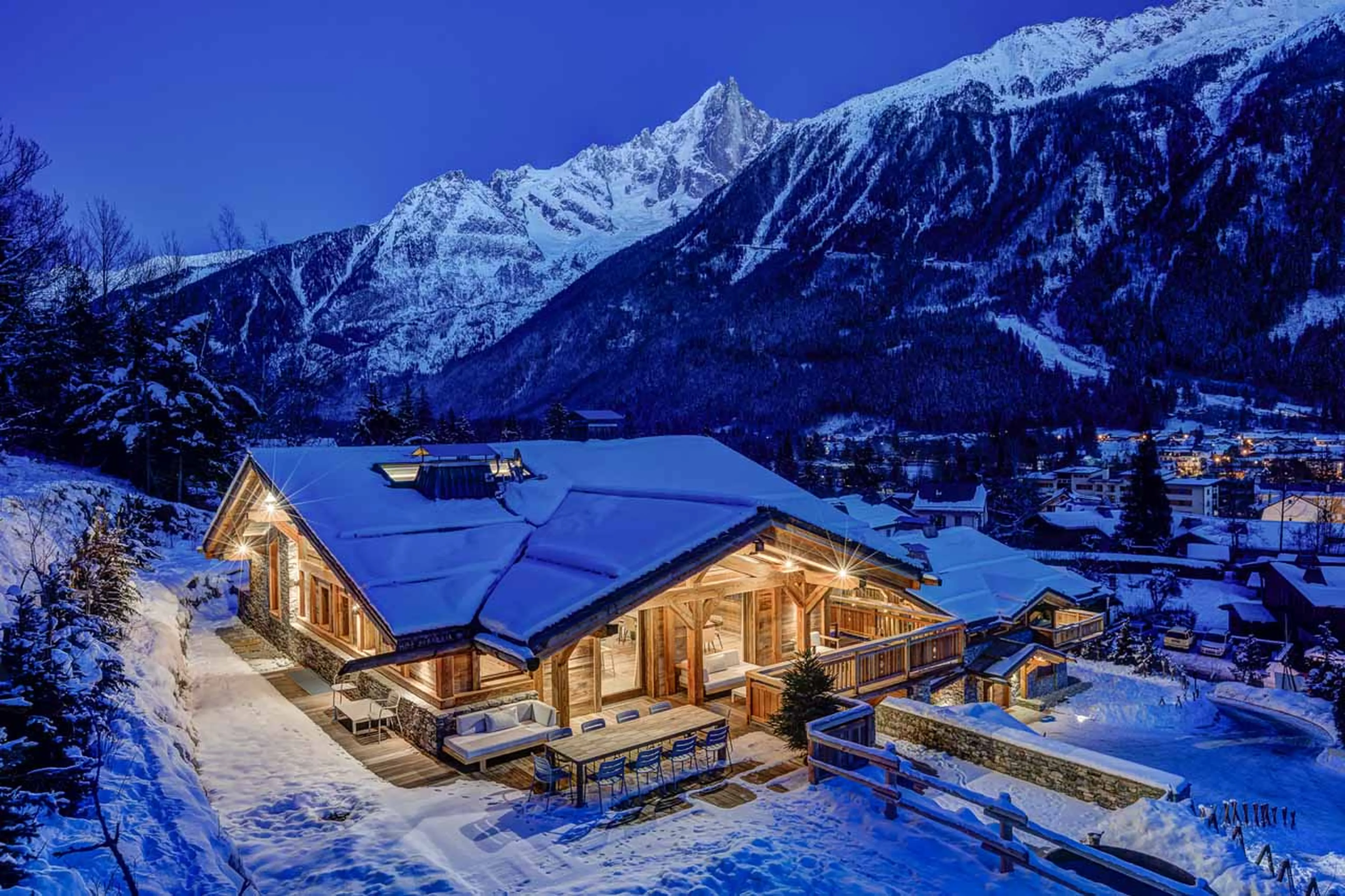 Exterior of Chalet Azurite in Chamonix at night
