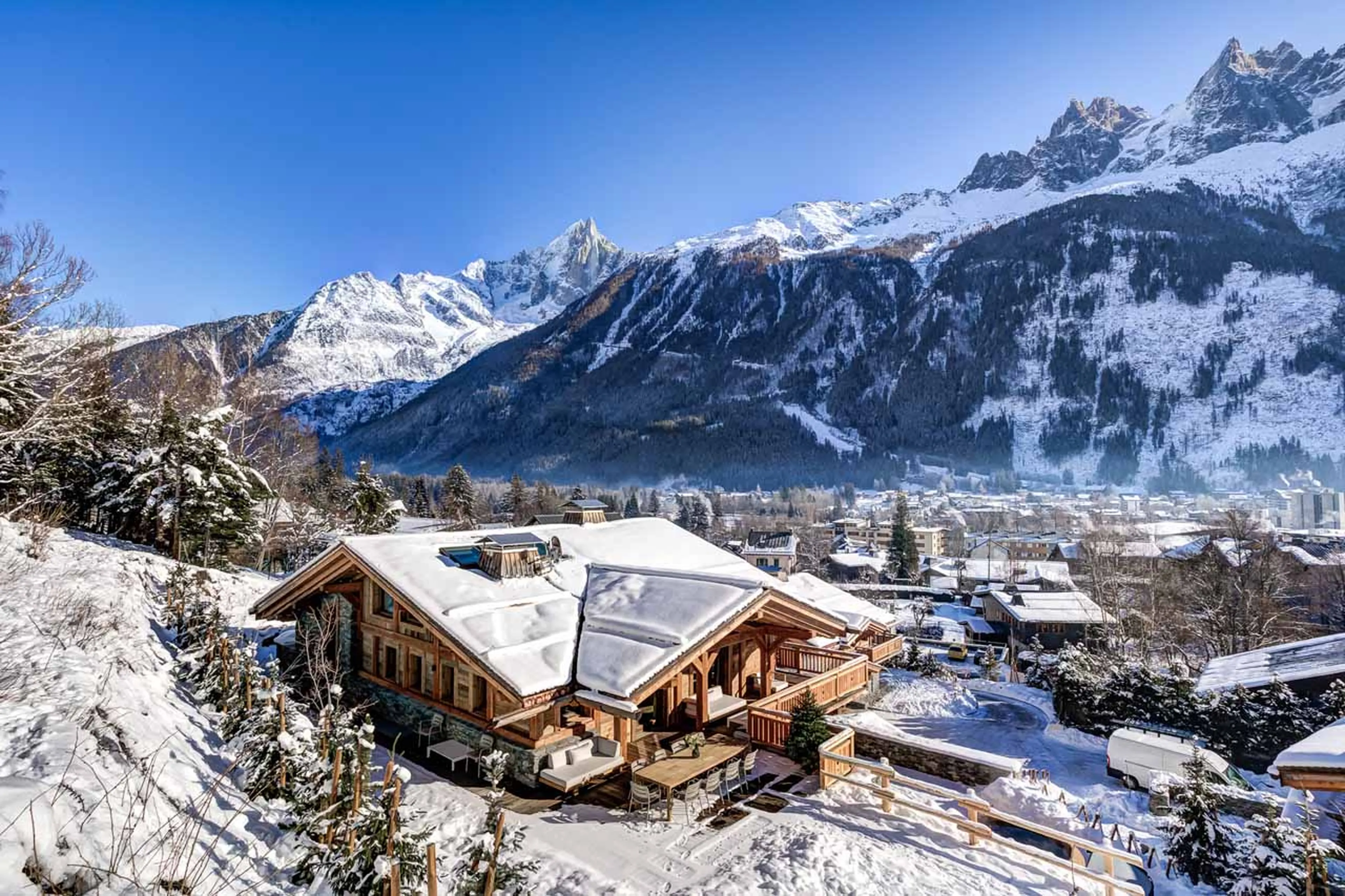 Exterior views from Chalet Azurite in Chamonix