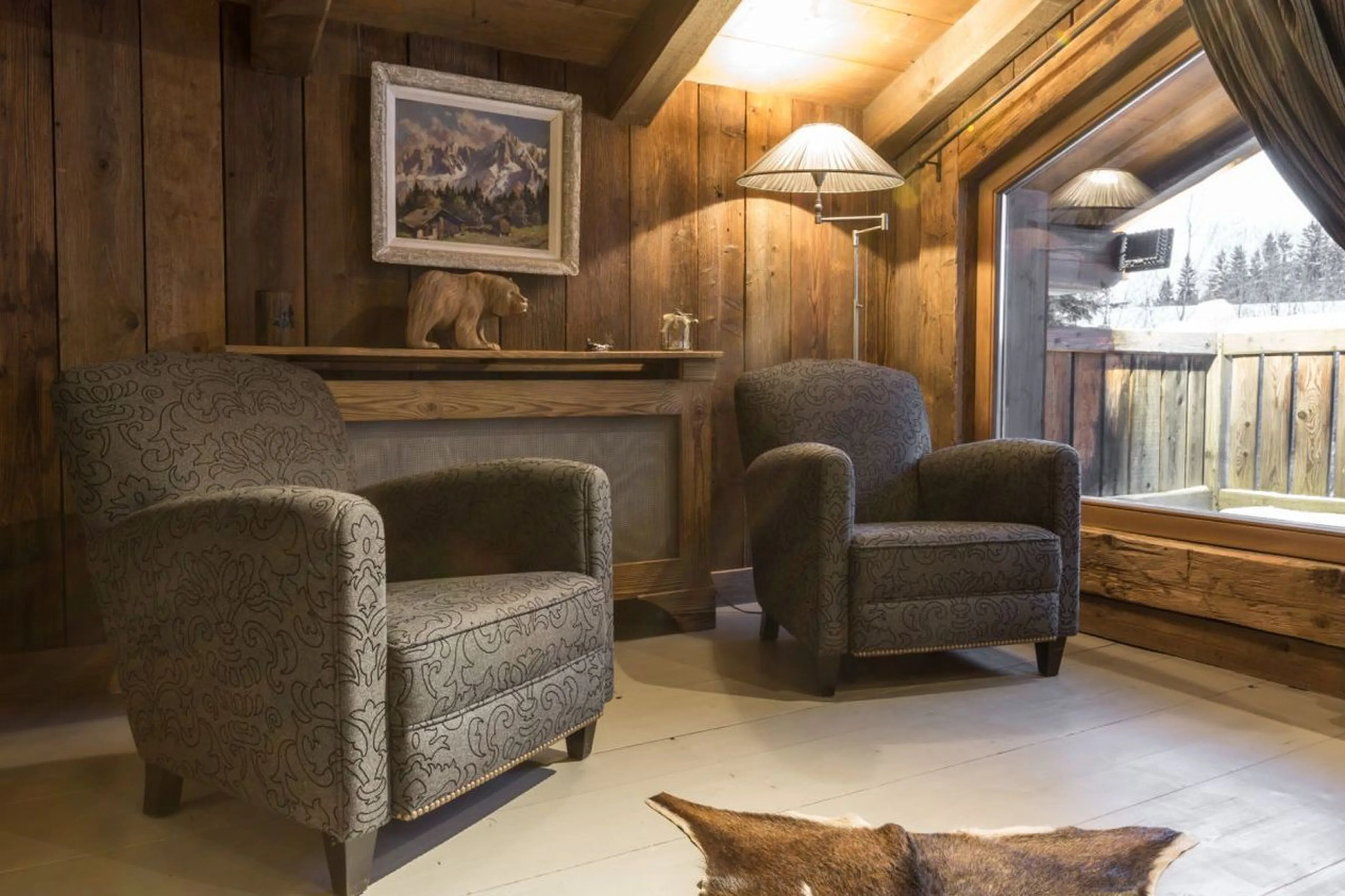 Armchairs in dining area of Chalet Baby Bear in Chamonix