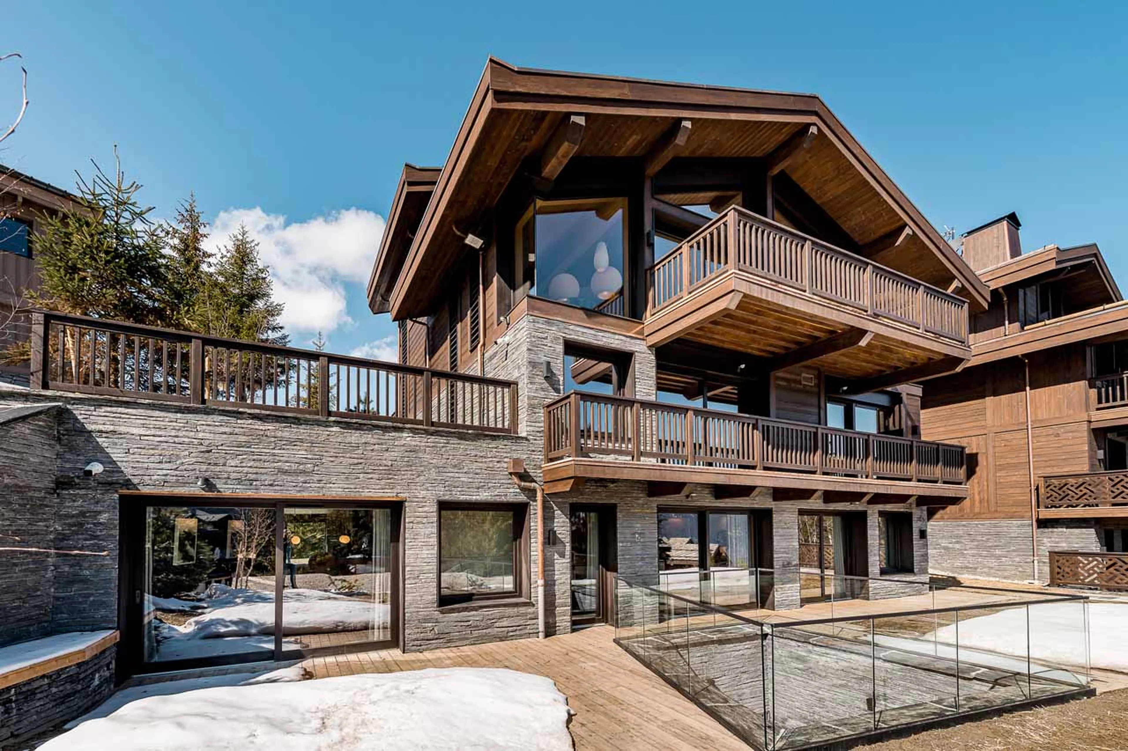 Chalet exterior and terrace of Chalet Bacchus in Courchevel 1650
