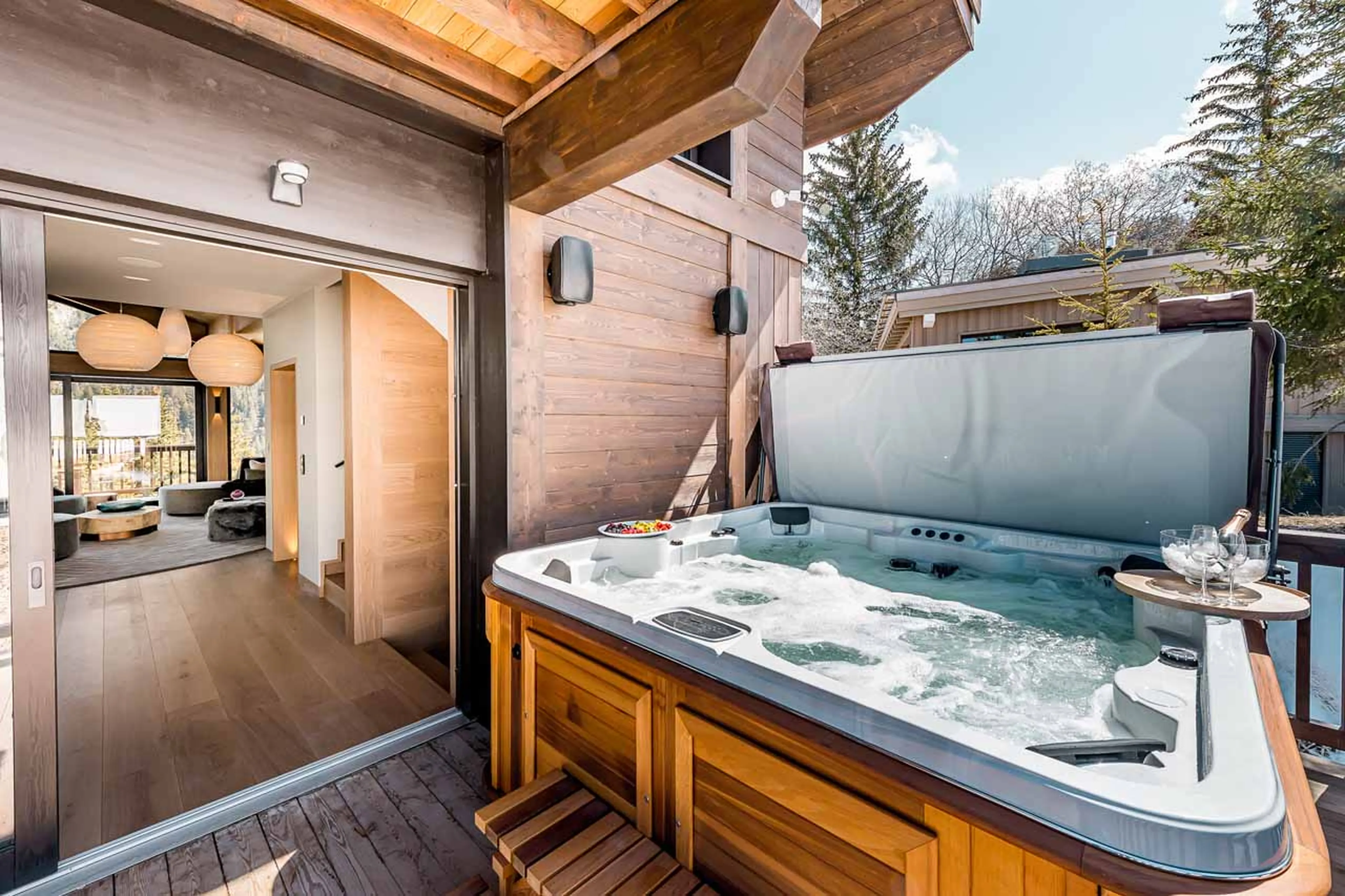 Outdoor hot tub at Chalet Bacchus in Courchevel 1650