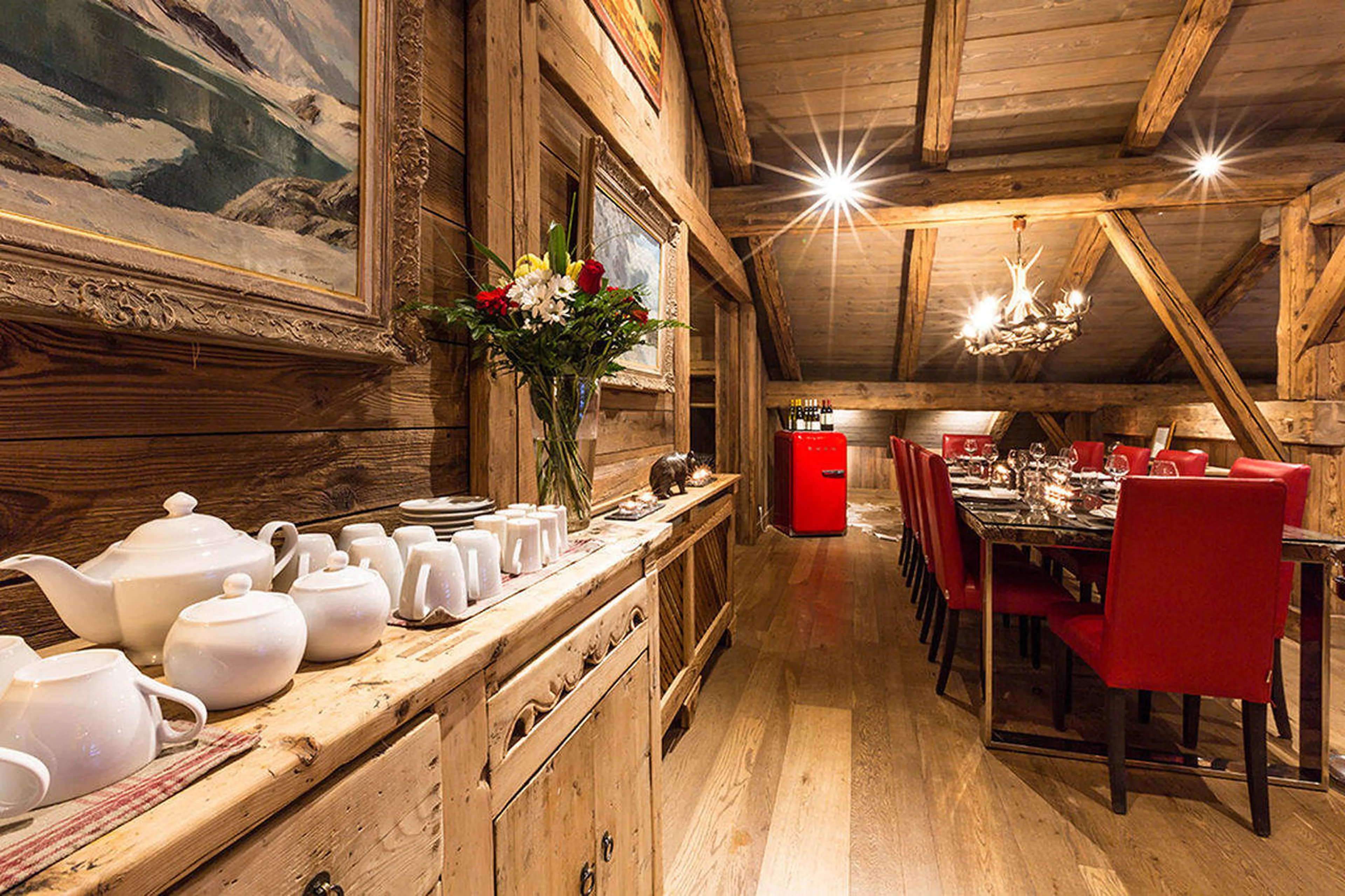 Sideboard in dining area in Chalet Baloo in Chamonix