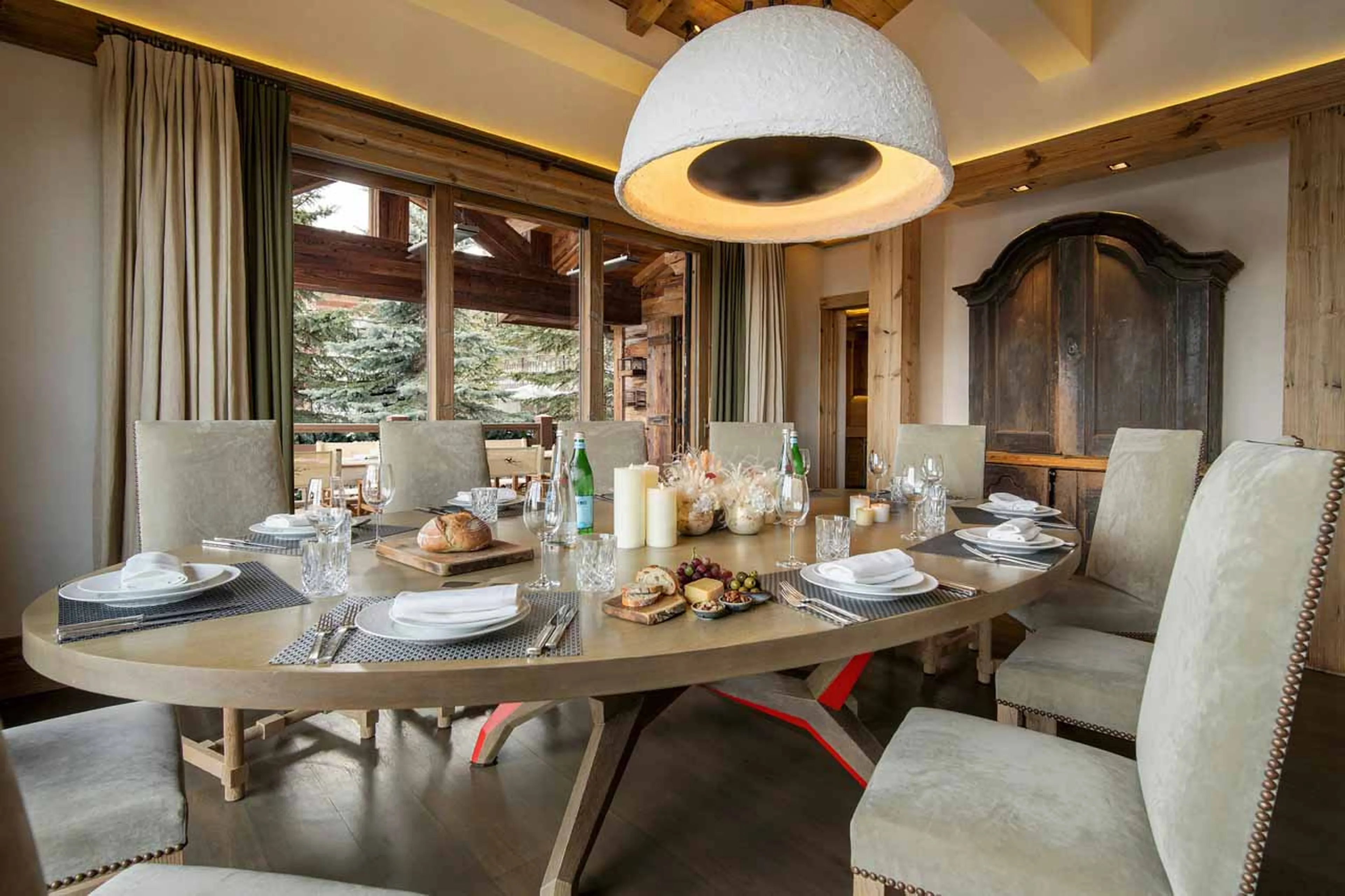 Dining area with terrace access of Chalet Les Bastidons  in Courchevel 1850