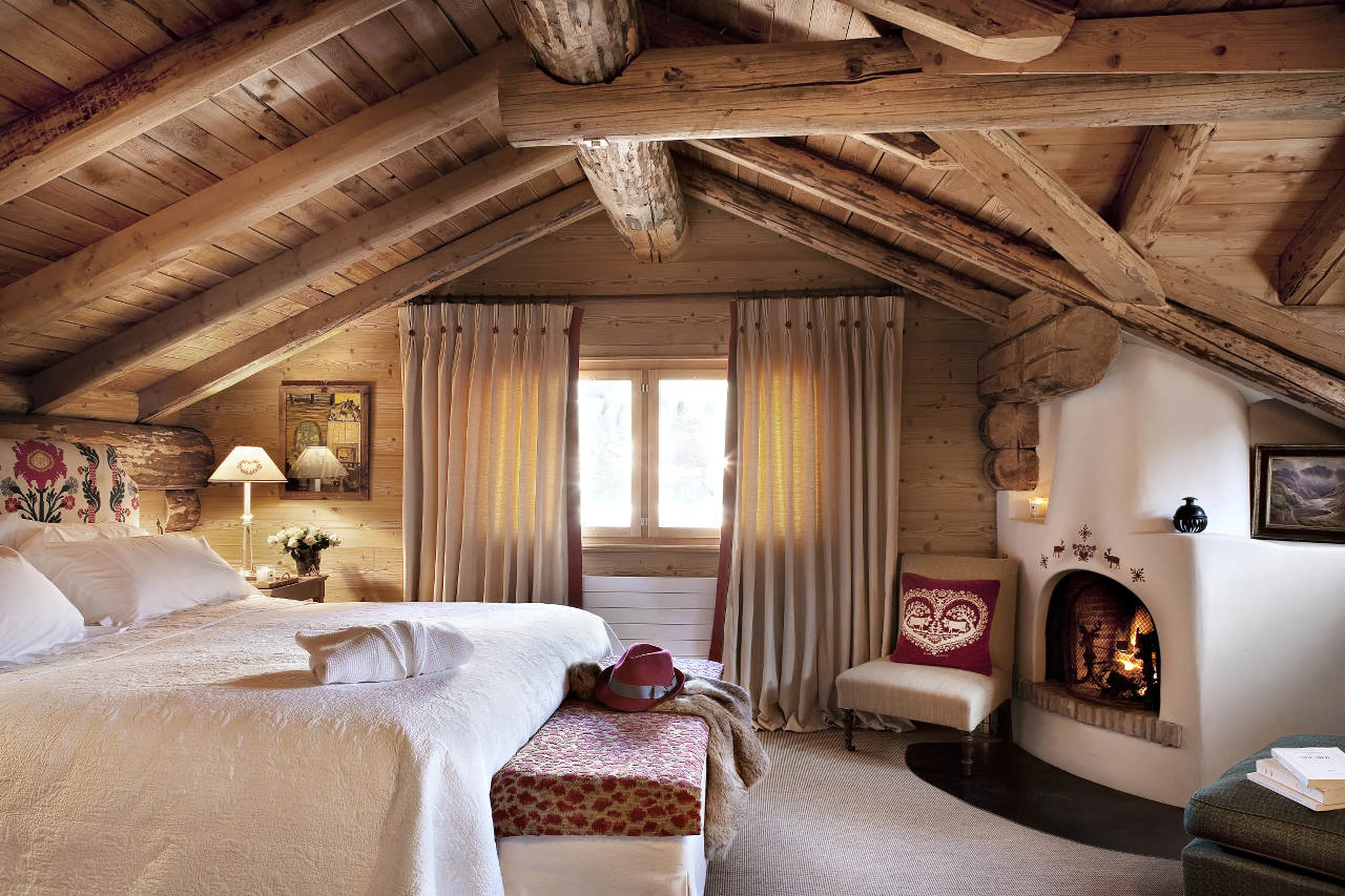 Master king-size bedroom with separate private bathroom in Chalet Bear in Klosters