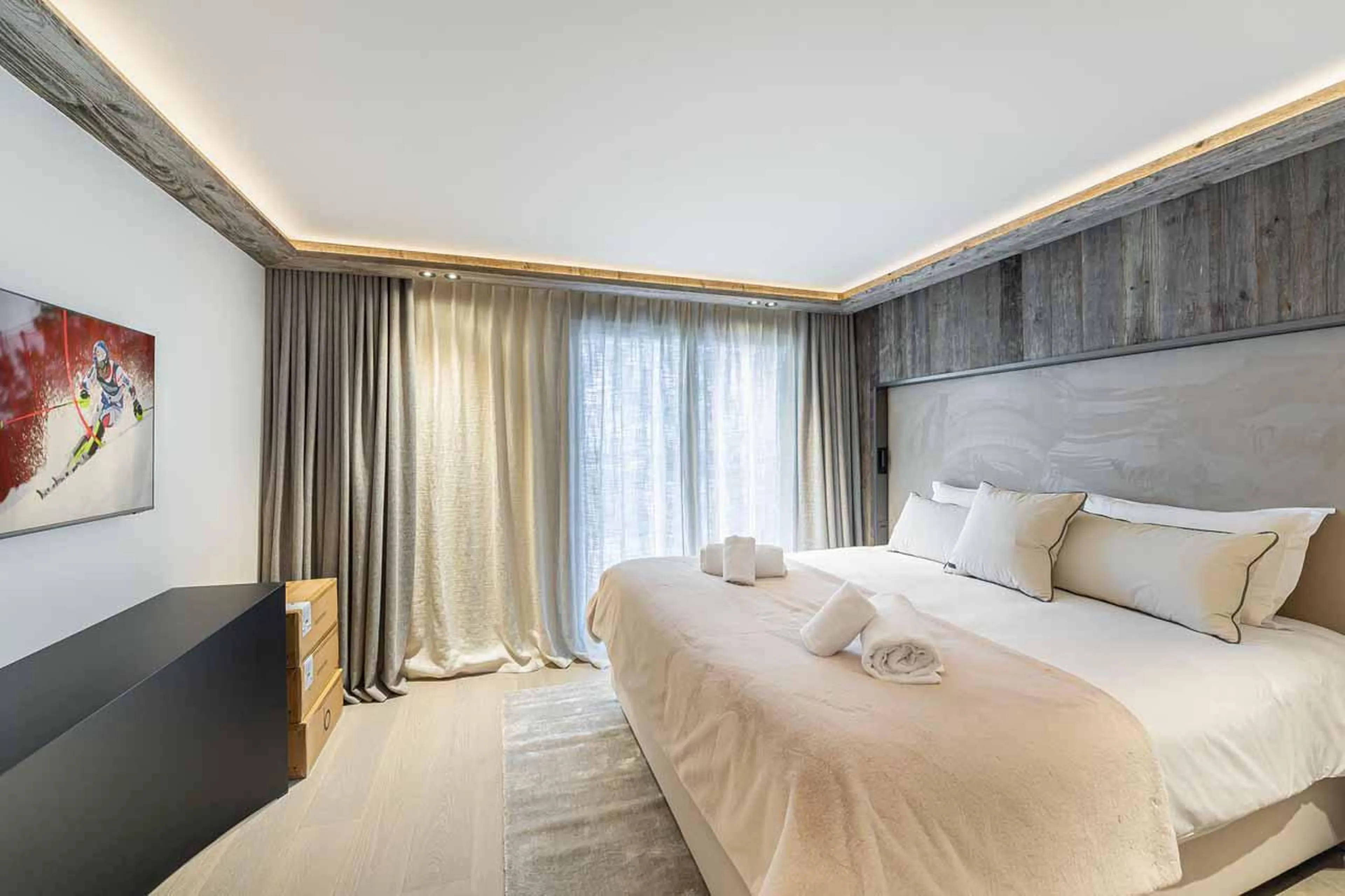 Bedroom three at Chalet Bellarossa in Courchevel 1850