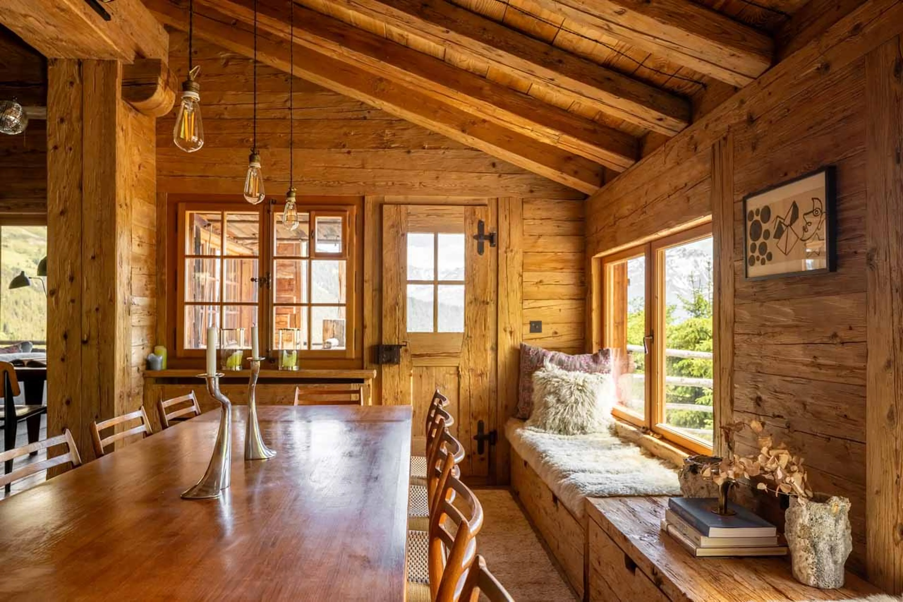 Dining room at Chalet Bibi in Verbier