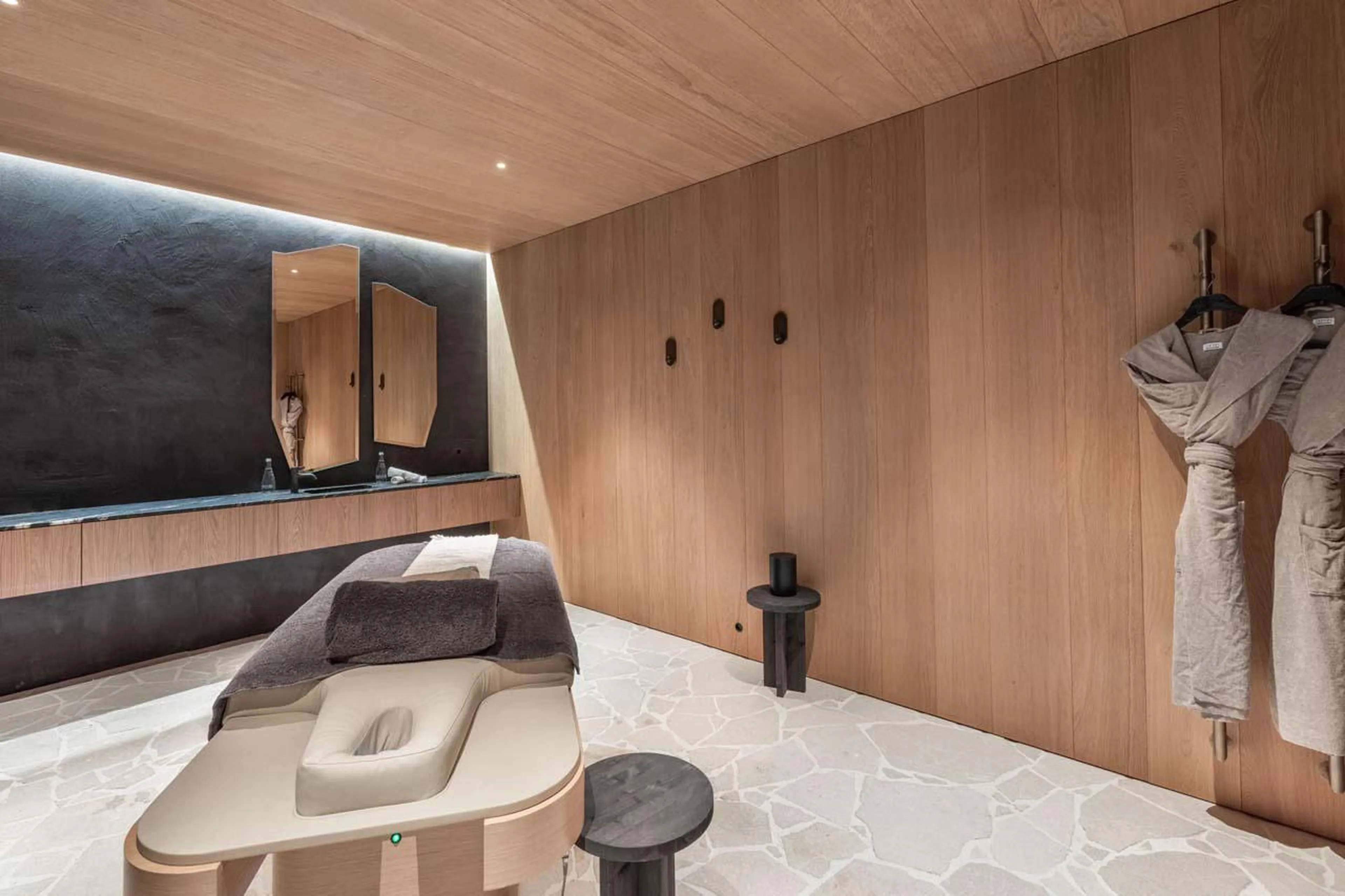Massage room at Chalet Black Lodge in Courchevel 1850