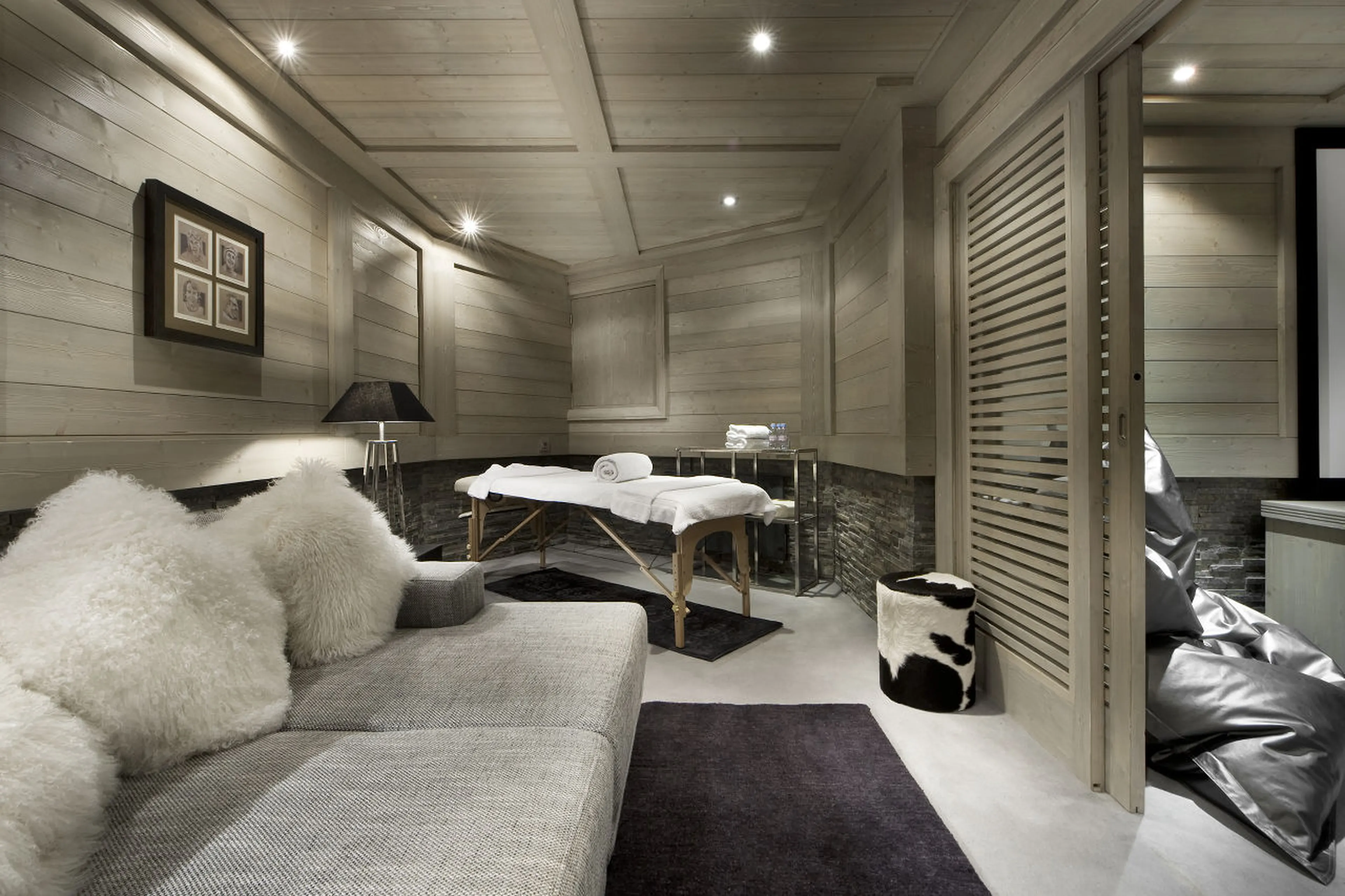 Private massage room in Chalet Black Pearl in Val d’Isere
